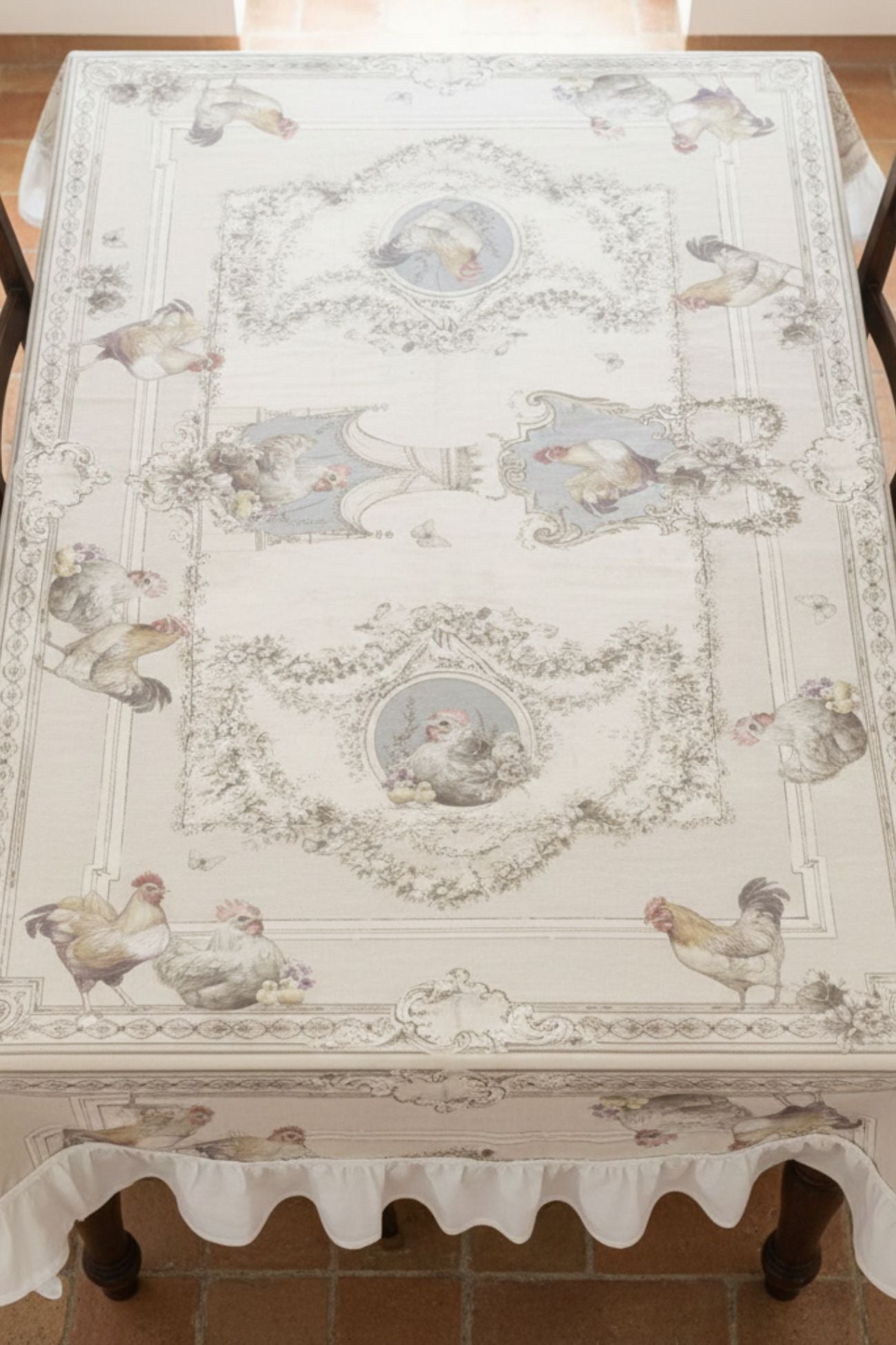 Coco Tovaglia Con Gala