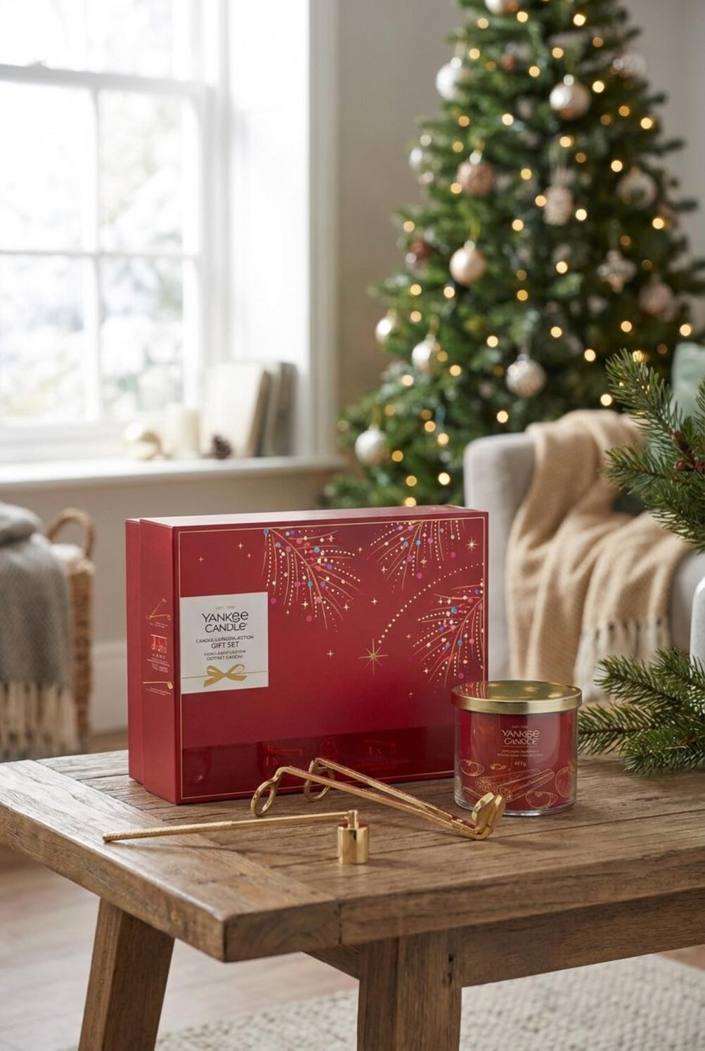 Candle Care Collection Confezione Regalo Candela e Accessori