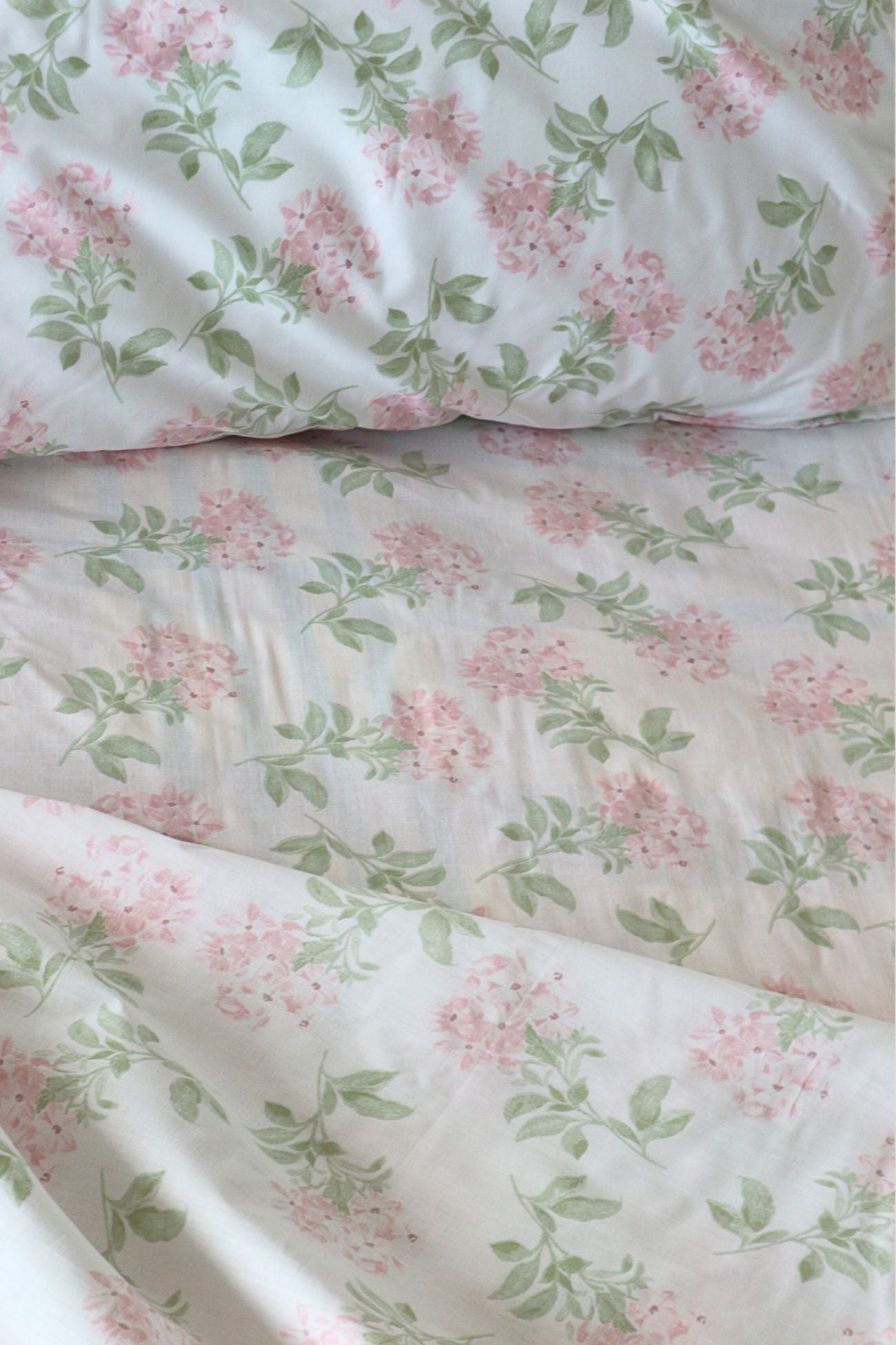 Blooming Poetry Completo Letto