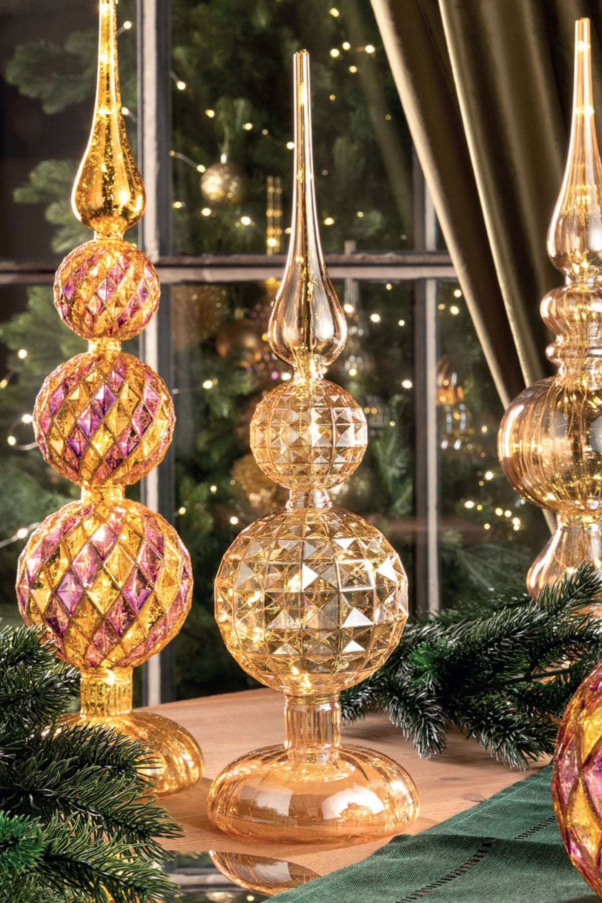 Oro Brillante Glass Tree Topper