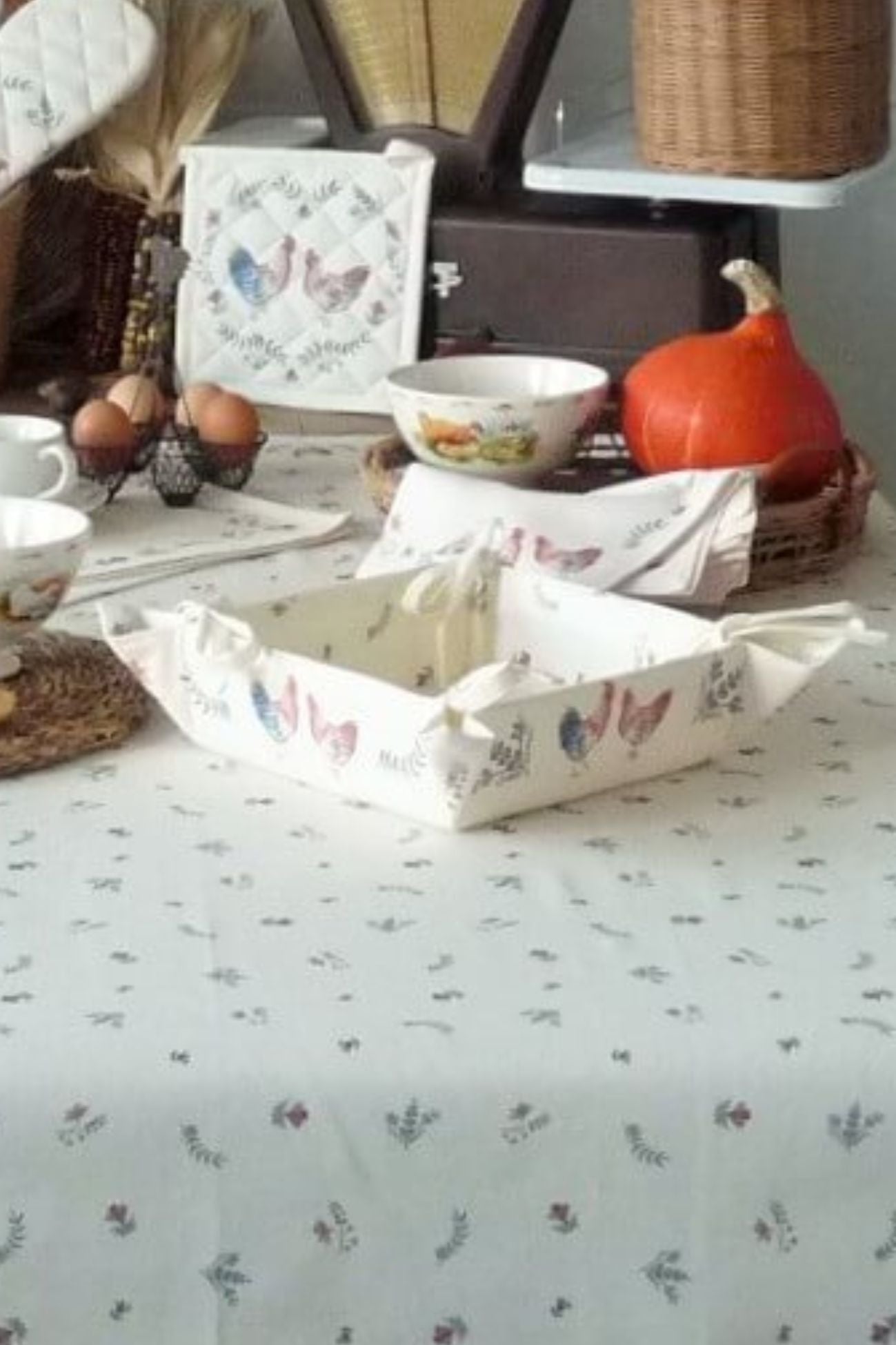 Chicken And Rooster
