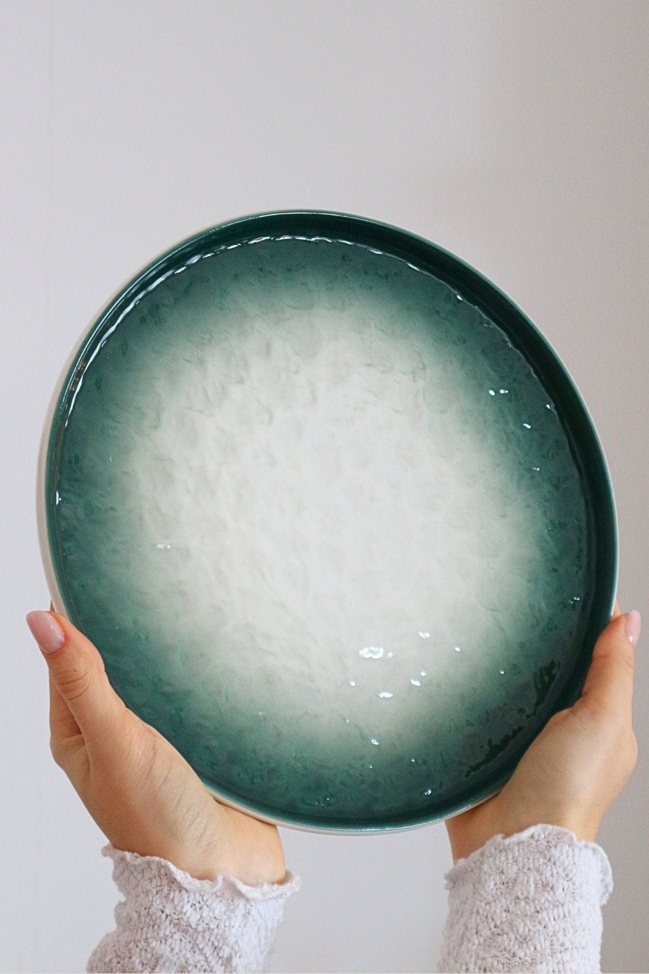 Antiope Design Smeraldo Smeraldo - Piatto in porcellana con fondo in rilievo
| Antiope Design