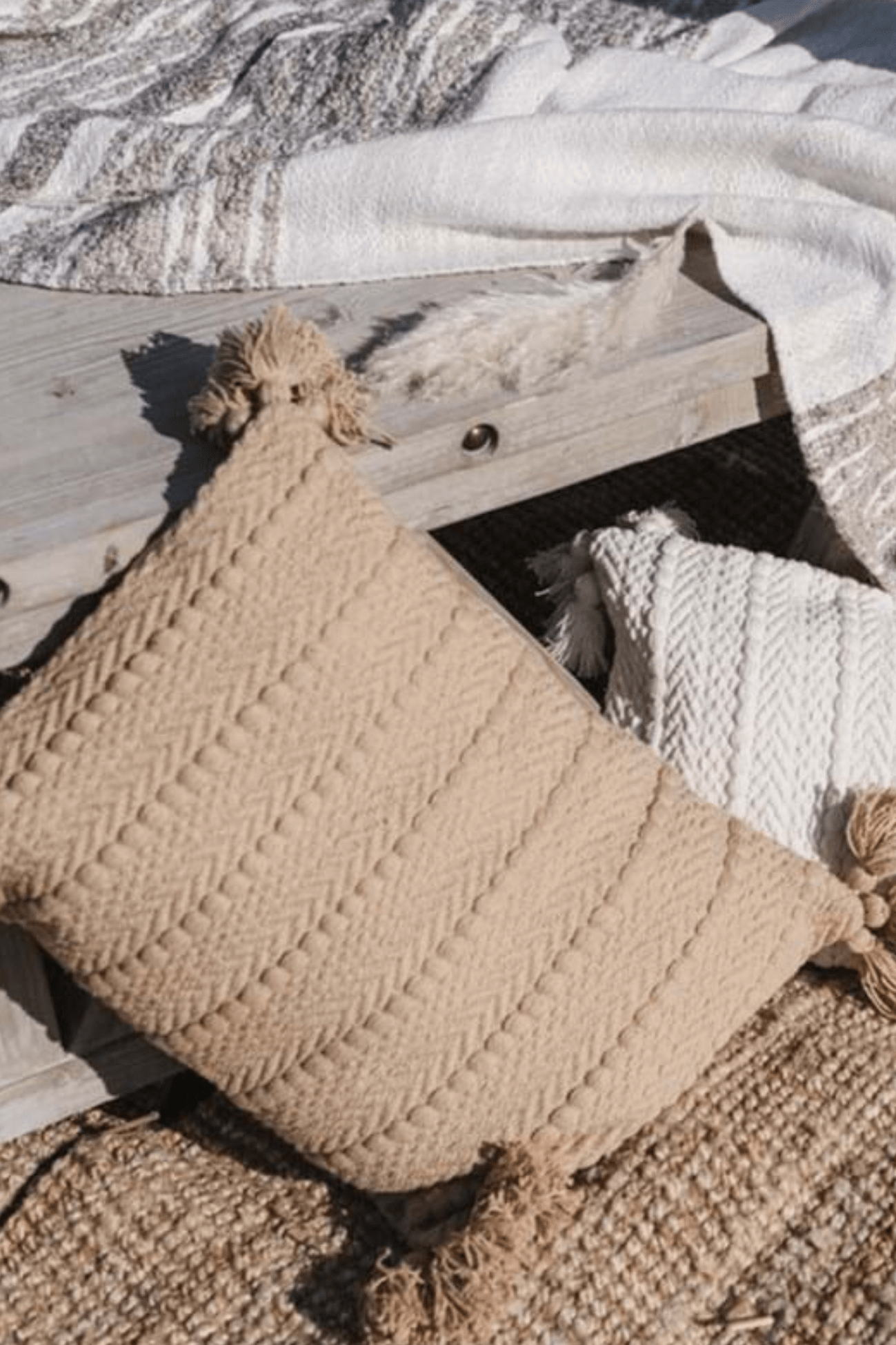 Blanc MariClo' Eclectic Day Eclectic Day - Cuscino arredo imbottito con frange