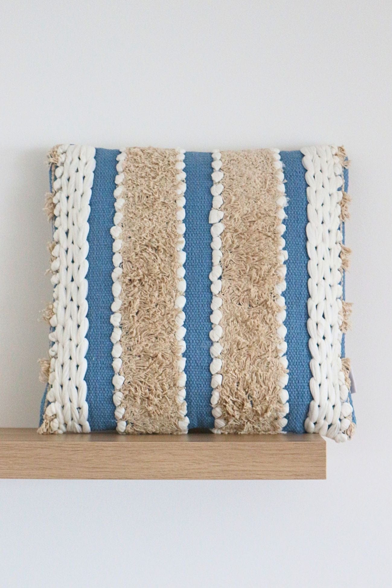 Blanc MariClo' Eclectic Day Eclectic Day - Eclectic Day - Cuscino arredo imbottito con pompons | Blanc MariClo'