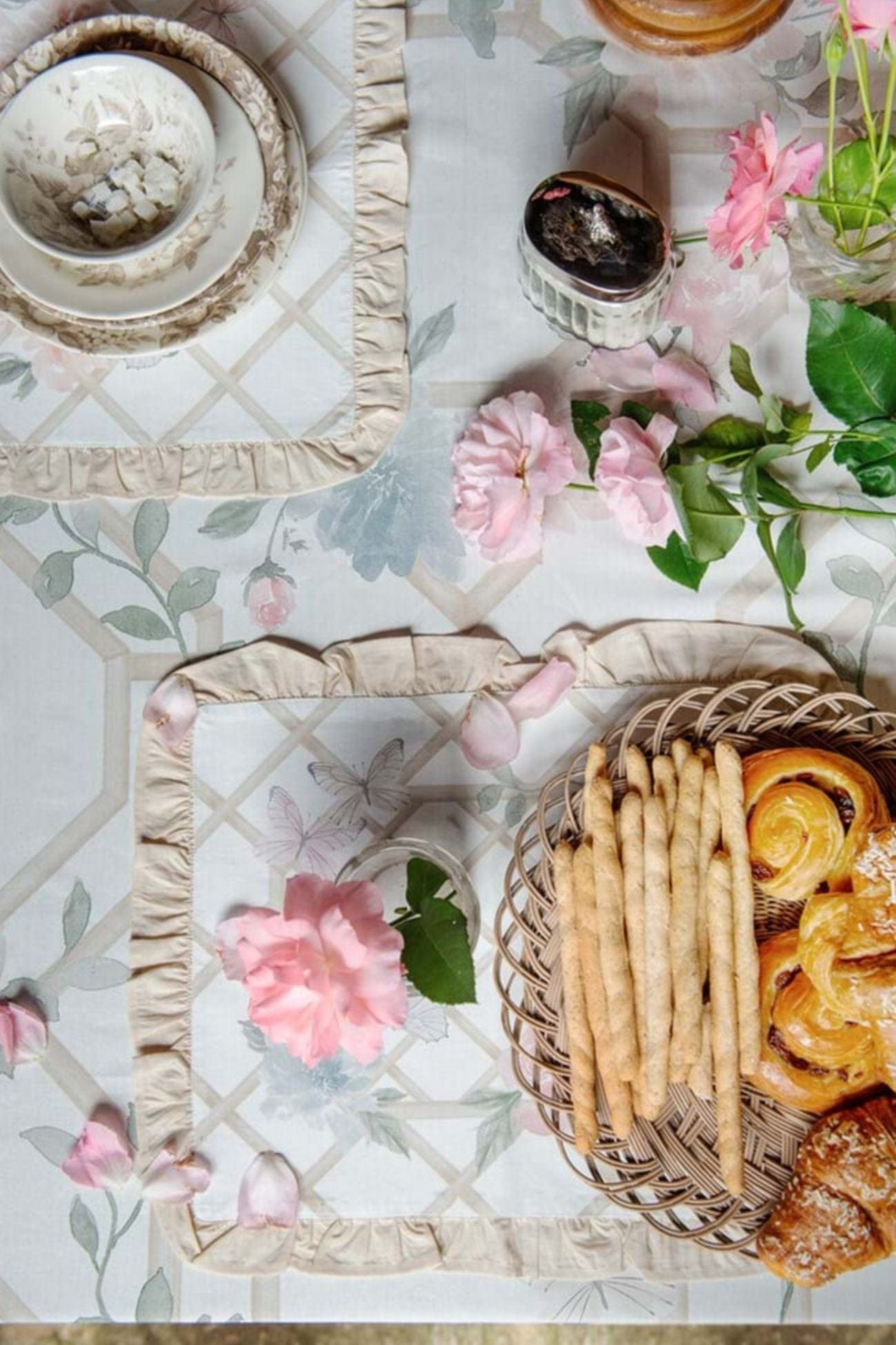 Blanc MariClo' Floral Twist Floral Twist - Tovaglia primaverile in cotone 280x180 | Blanc MariClo'