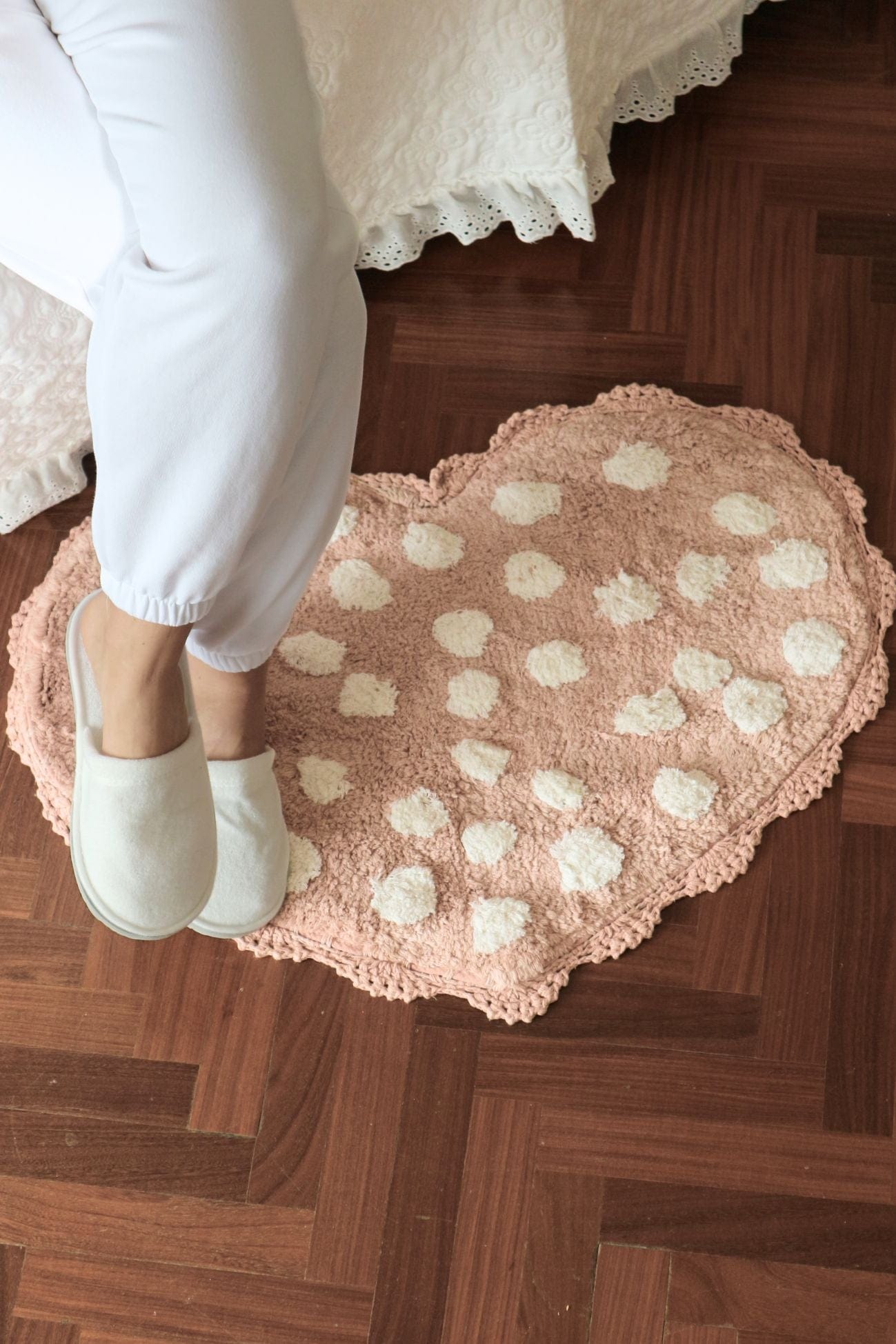 Blanc MariClo' My Soft Dream My Soft Dream - Tappeto in cotone a forma di cuore con crochet 65x50 | Blanc MariClo'