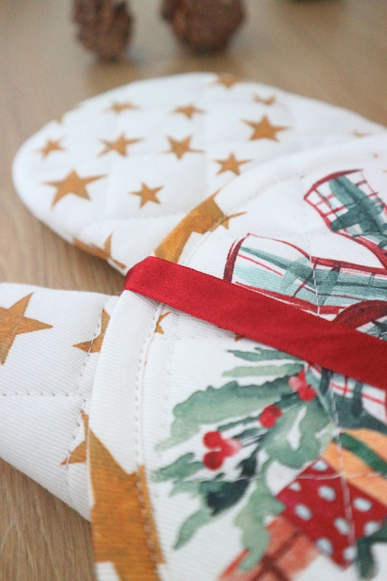 Blanc MariClo' Un Natale Italiano Un Natale Italiano - Set guanto da cucina e presina natalizia | Blanc MariClo'
