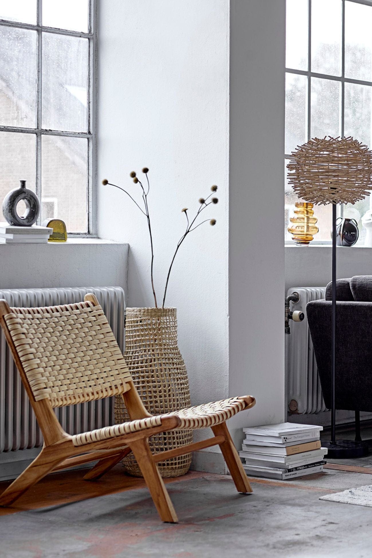 Bloomingville Keila Keila - Poltrona bassa in legno di teak e rattan | Bloomingville