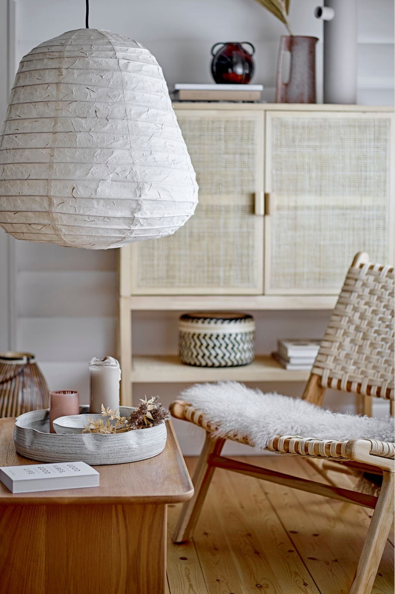 Bloomingville Keila Keila - Poltrona bassa in legno di teak e rattan | Bloomingville
