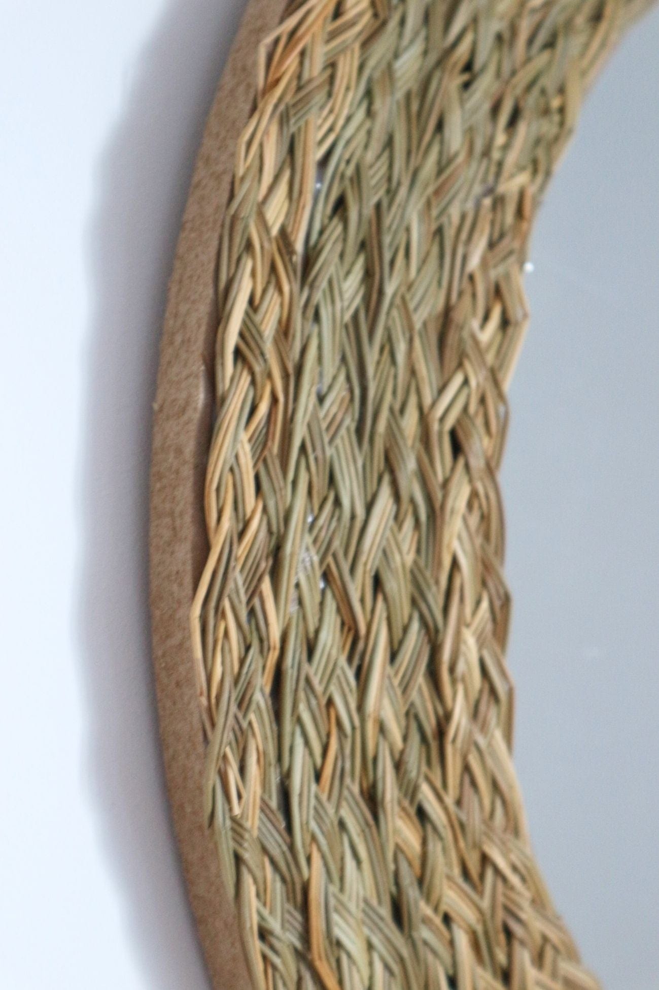 Item International Ali Ali - Specchio tondo in fibra naturale | Item International