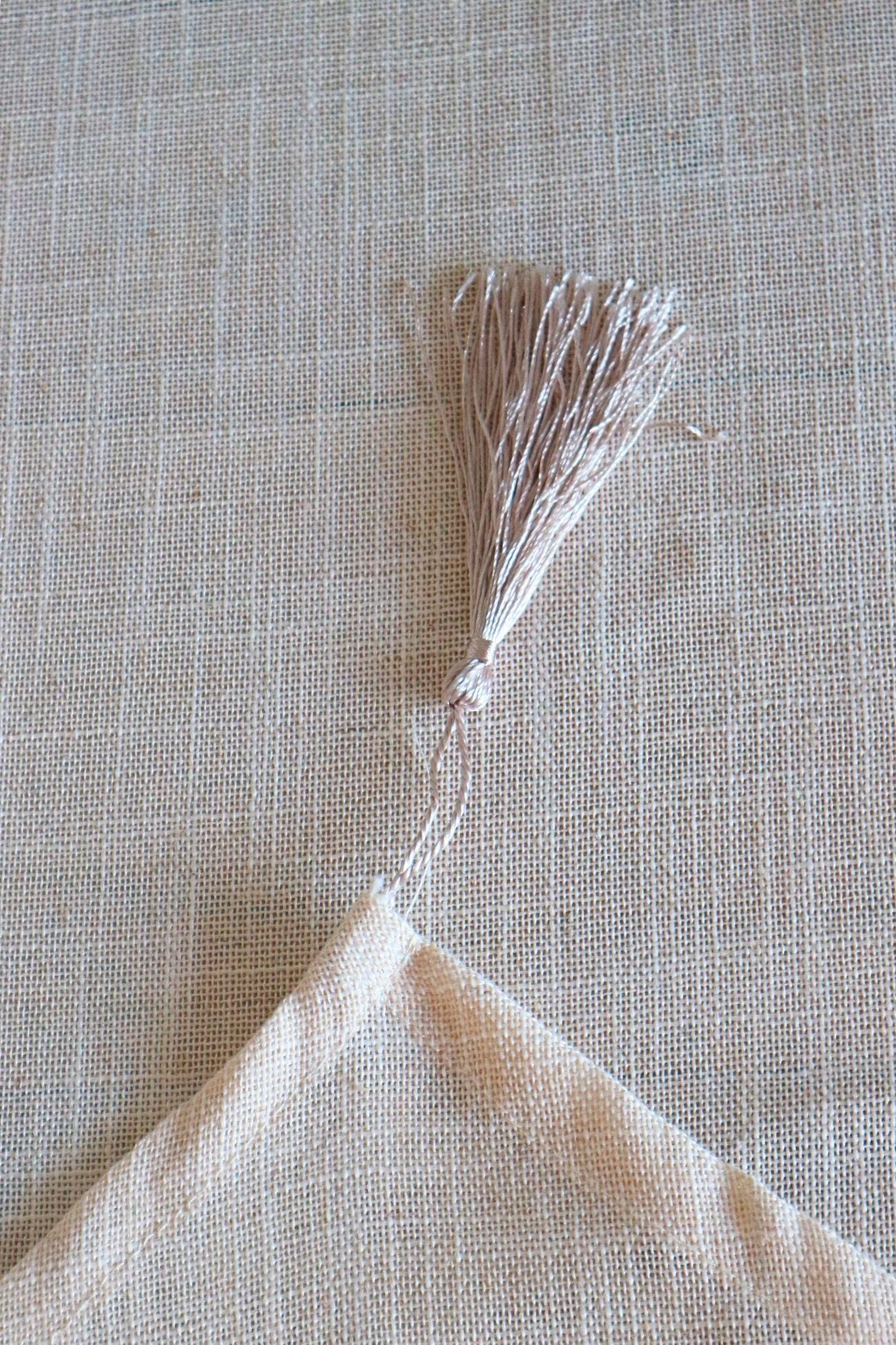 Item International Jory Jory - Runner crema in poliestere 135x35cm