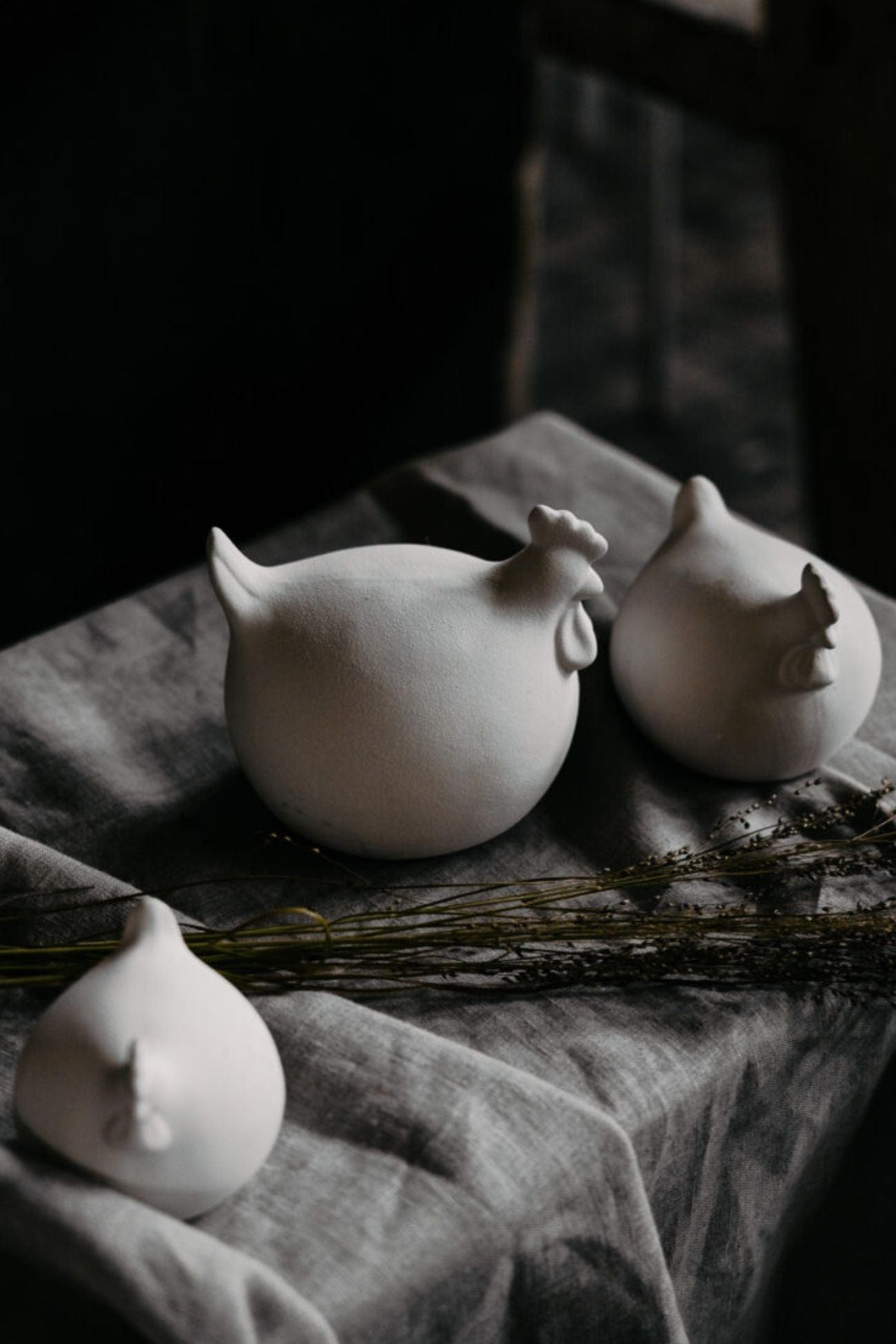 Storefactory Scandinavia Ruth Ruth - Gallinella decorativa in ceramica bianca | Storefactory Scandinavia Grande