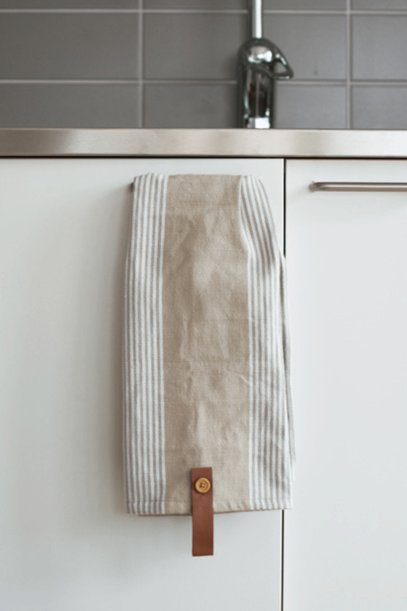 Storefactory Scandinavia Utveda Strofinaccio in cotone biologico beige/bianco