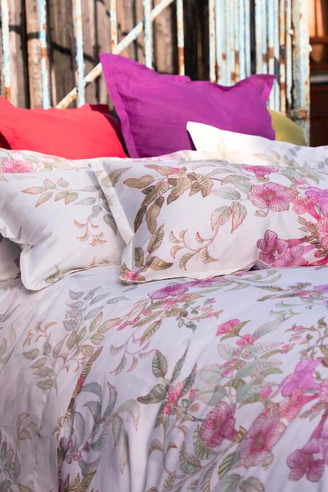 Tessitura Toscana Telerie Jasmine Jasmine - Completo letto matrimoniale con 2 federe 250×290 | Tessitura Toscana Telerie