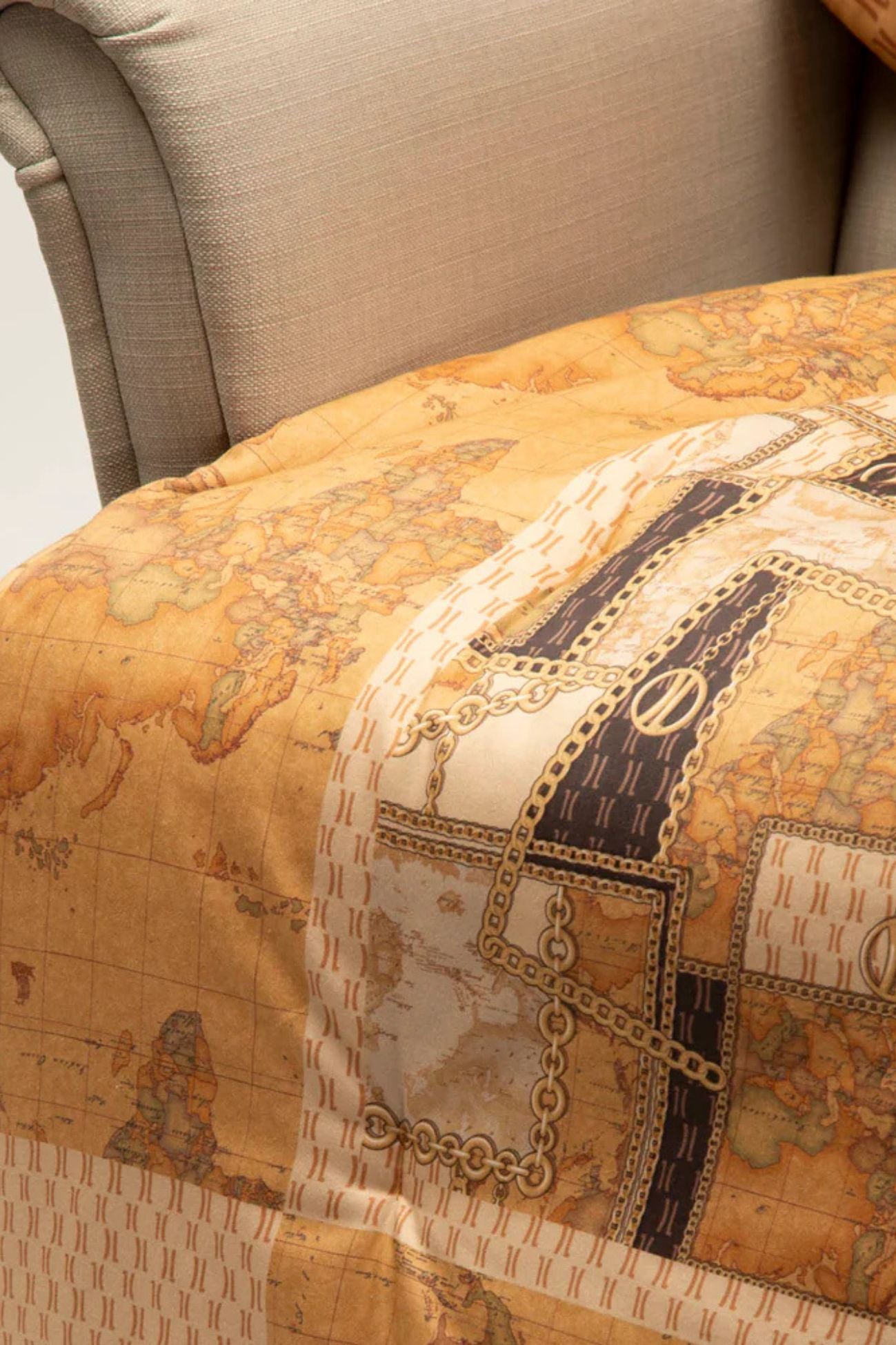 Geo Chain Plaid