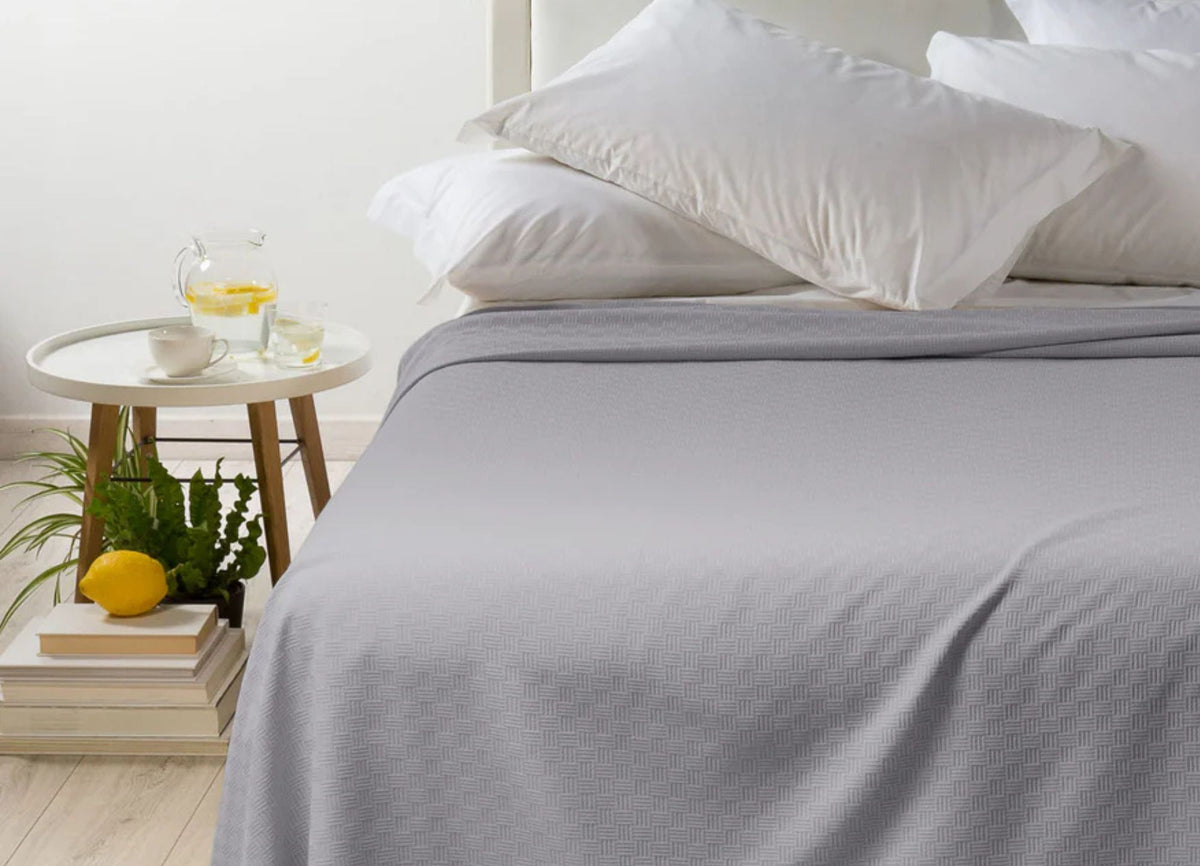 Rodeo Bedspread Grey