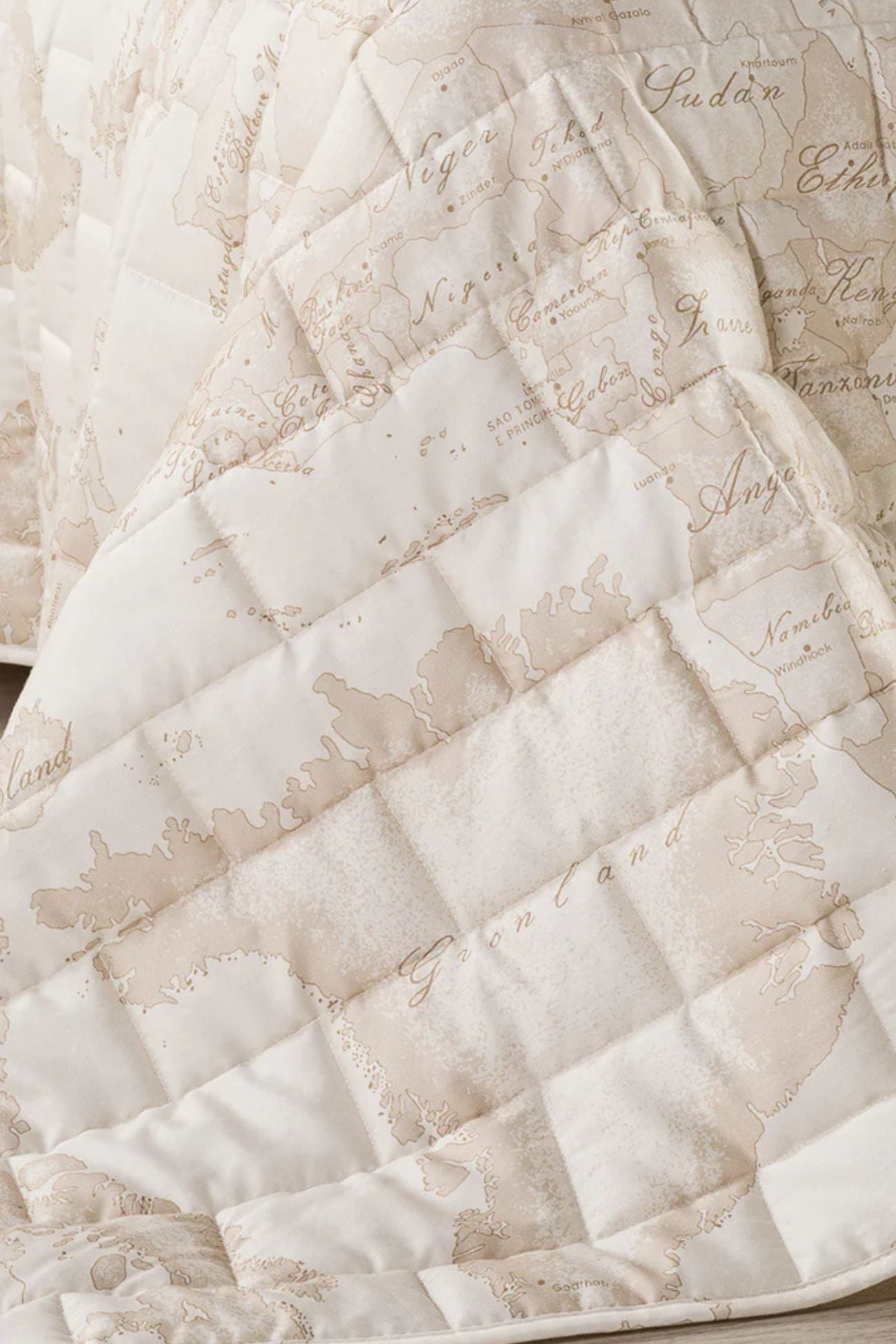 Geo White
