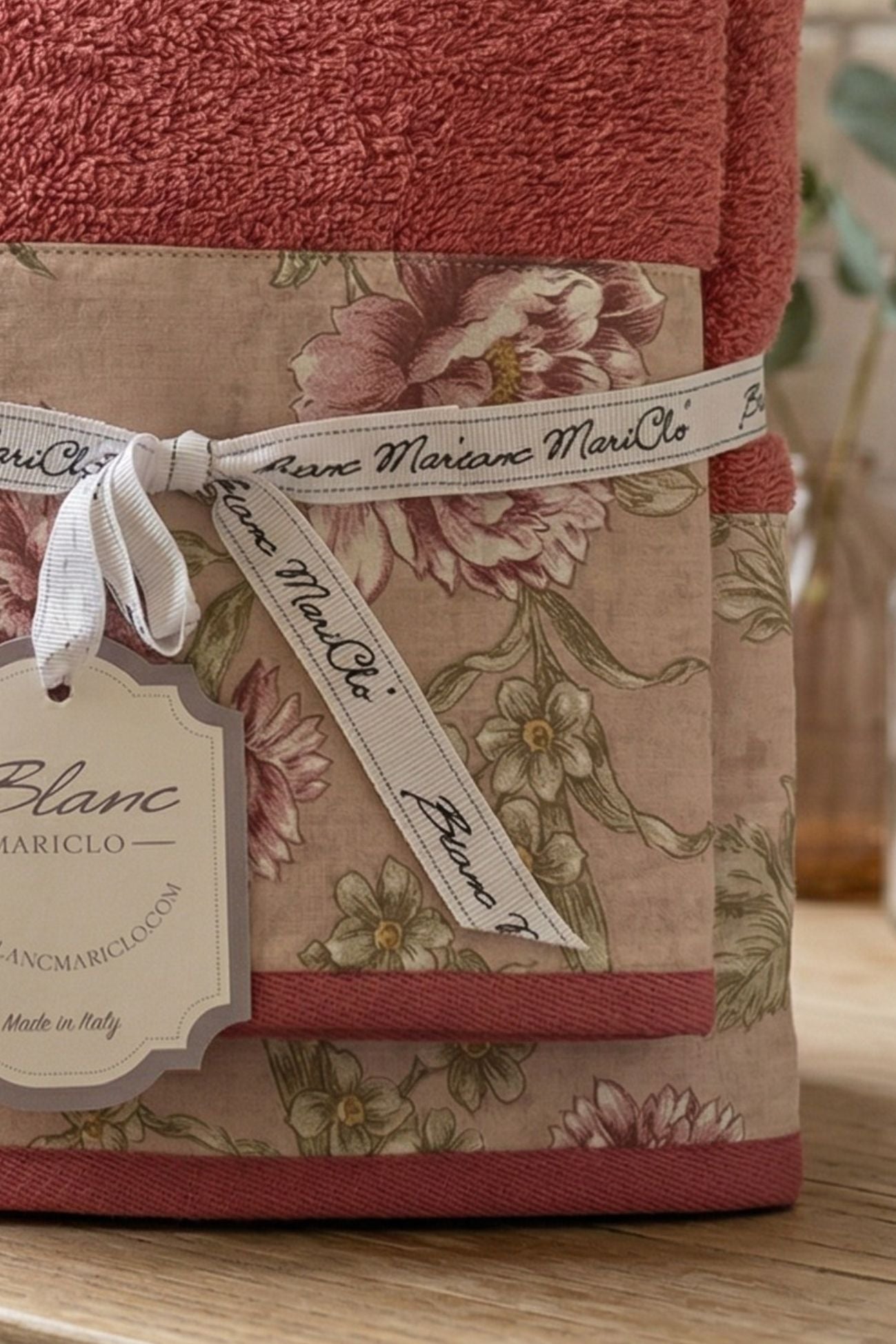 Giardini Di Ninfa Rosso