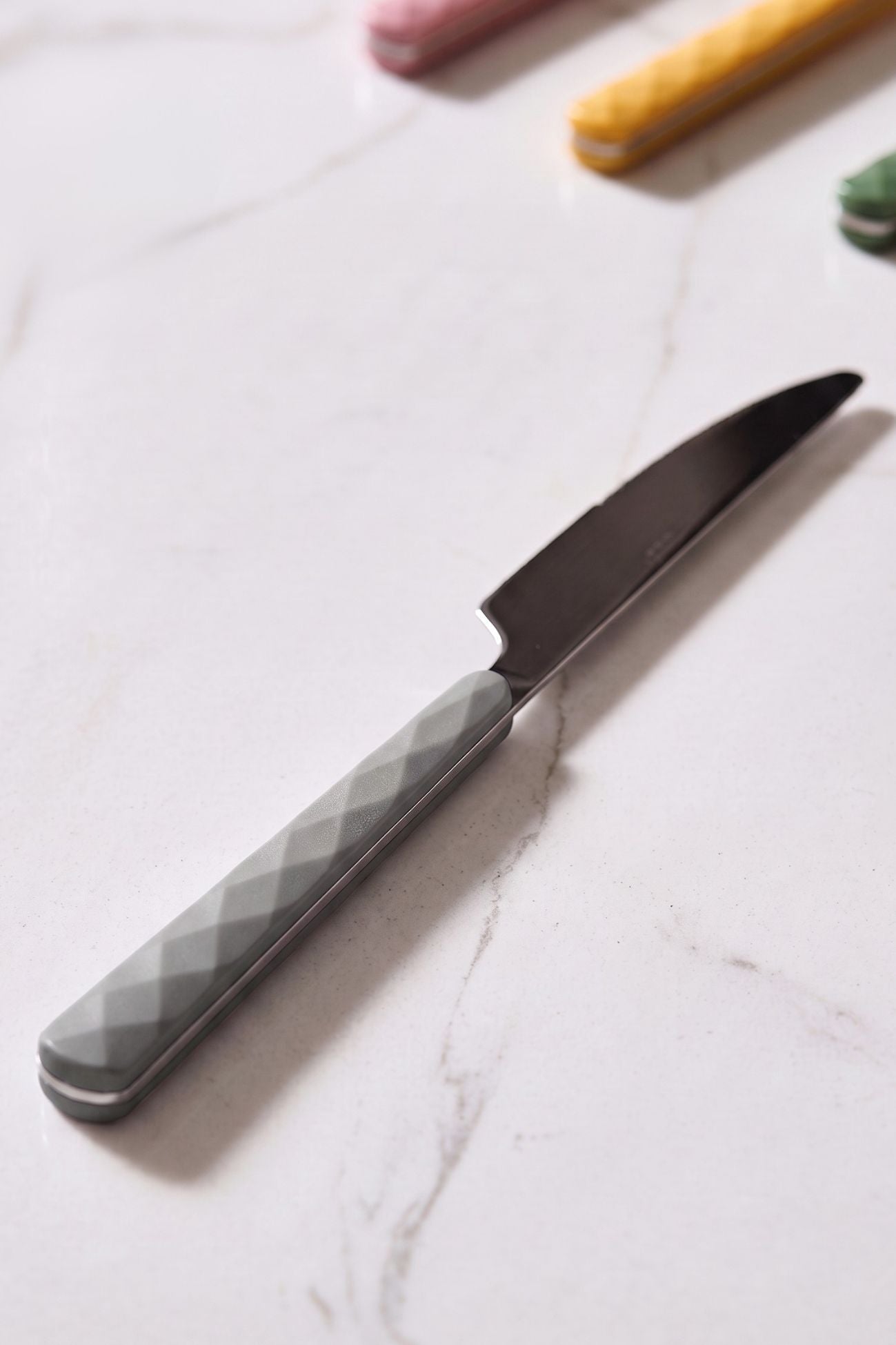 Aura Coltello Grigio