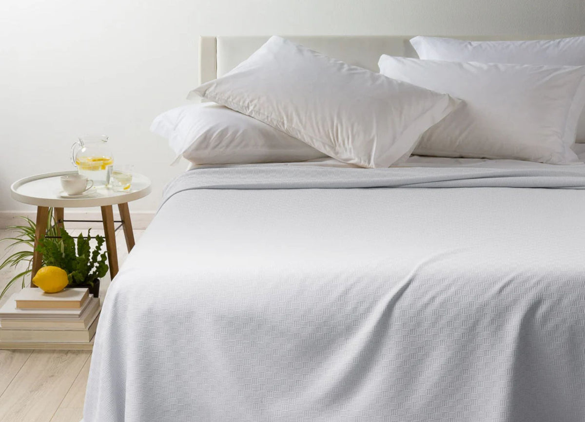 Rodeo Bedspread White