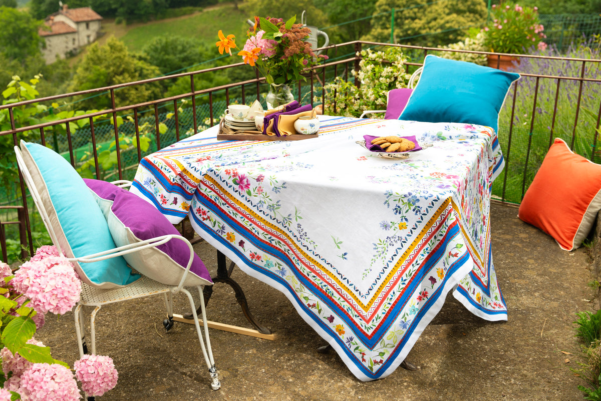 Primula Tablecloth