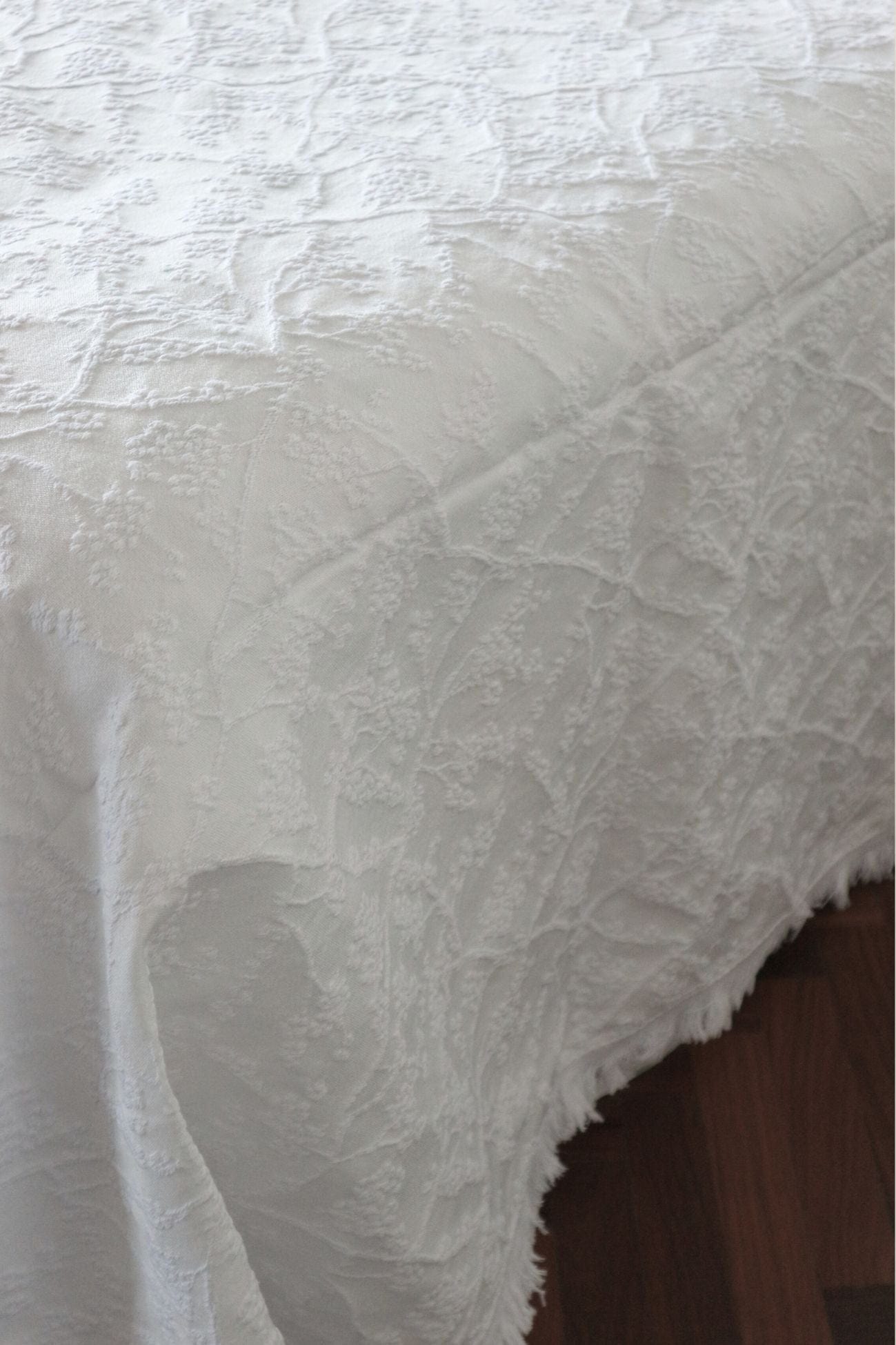 Blanc MariClo' Margaret Margaret - Margaret - Copriletto matrimoniale bianco con frange 260x260 | Blanc MariClo'