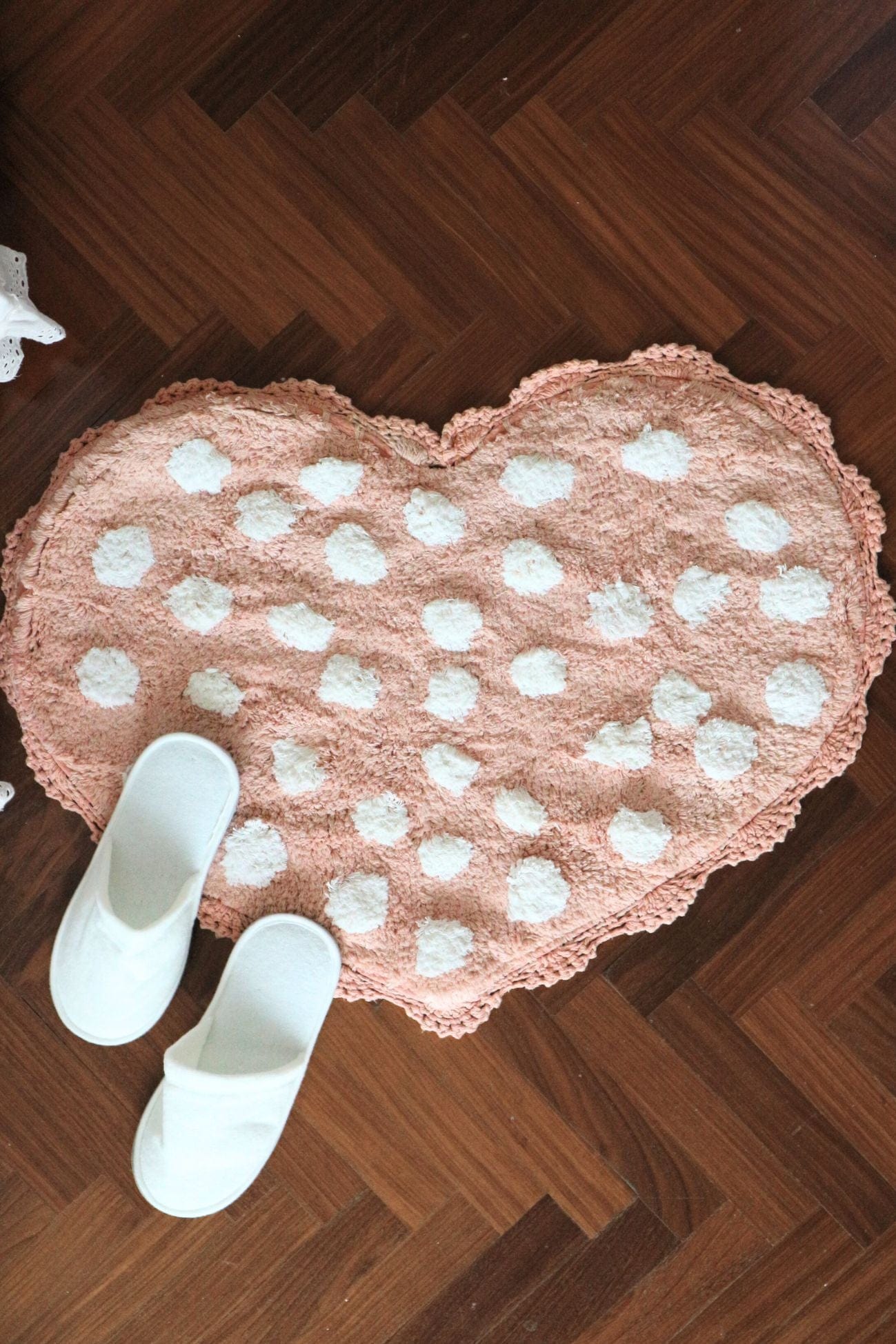 Blanc MariClo' My Soft Dream My Soft Dream - Tappeto in cotone a forma di cuore con crochet 65x50 | Blanc MariClo'