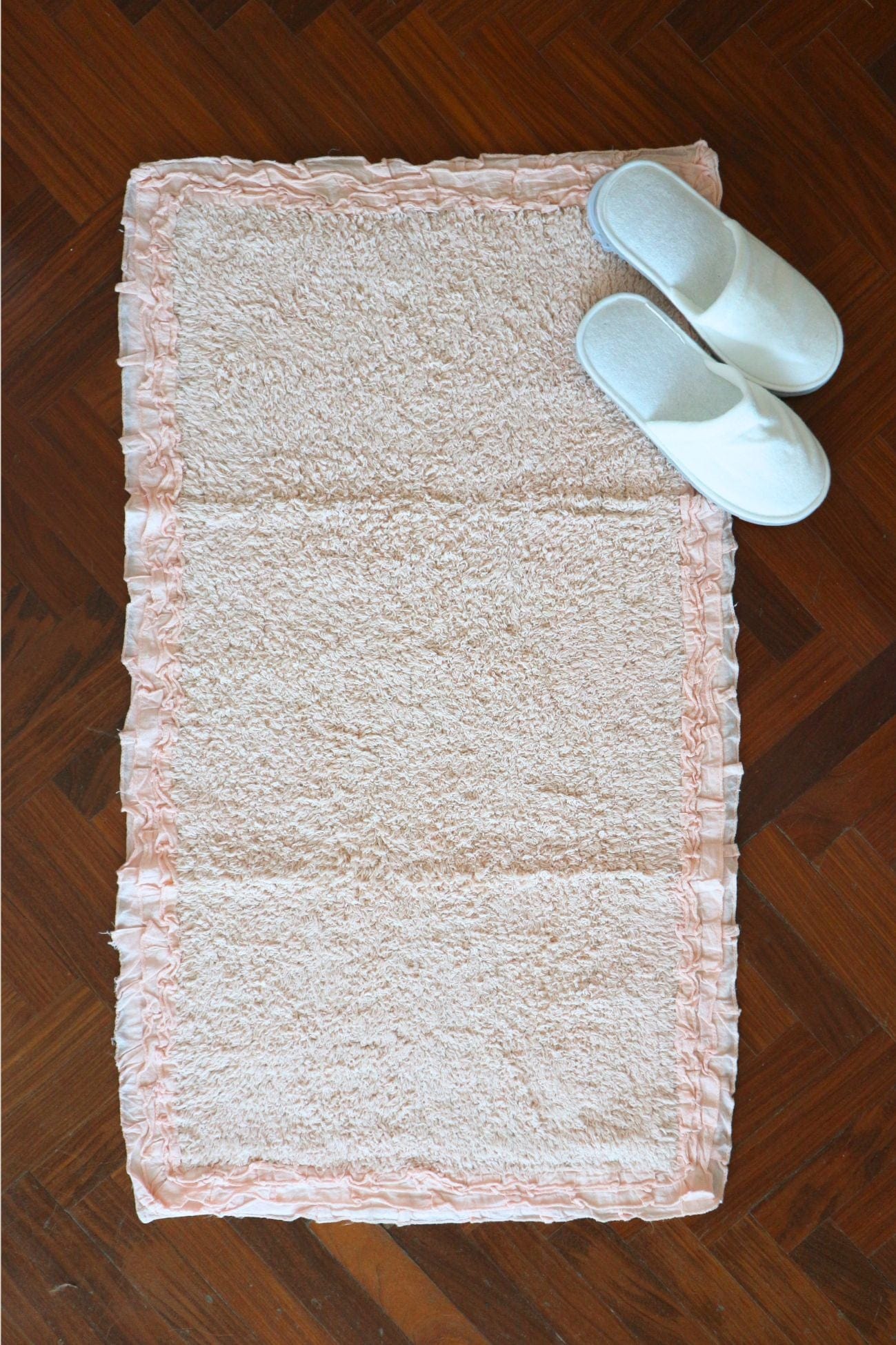 Blanc MariClo' Rouches Rouches - Rouches - Tappetino con rouches rettangolare in cotone rosa 50x90 | Blanc MariClo'