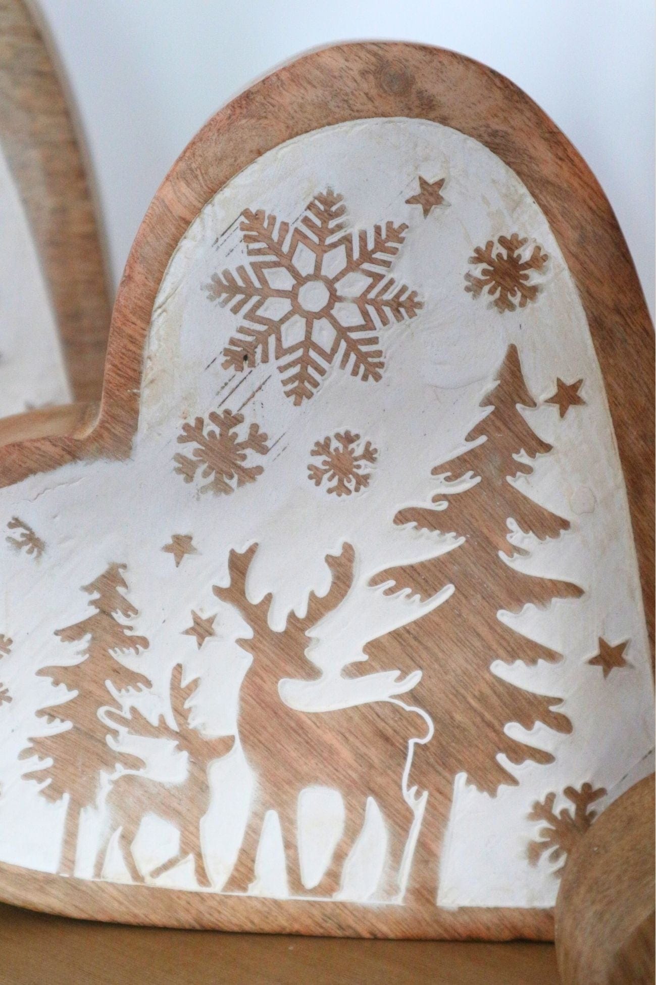 Blanc MariClo' Storie di Cantastorie Storie di Cantastorie - Decoro natalizio a forma di cuore in legno | Blanc MariClo'