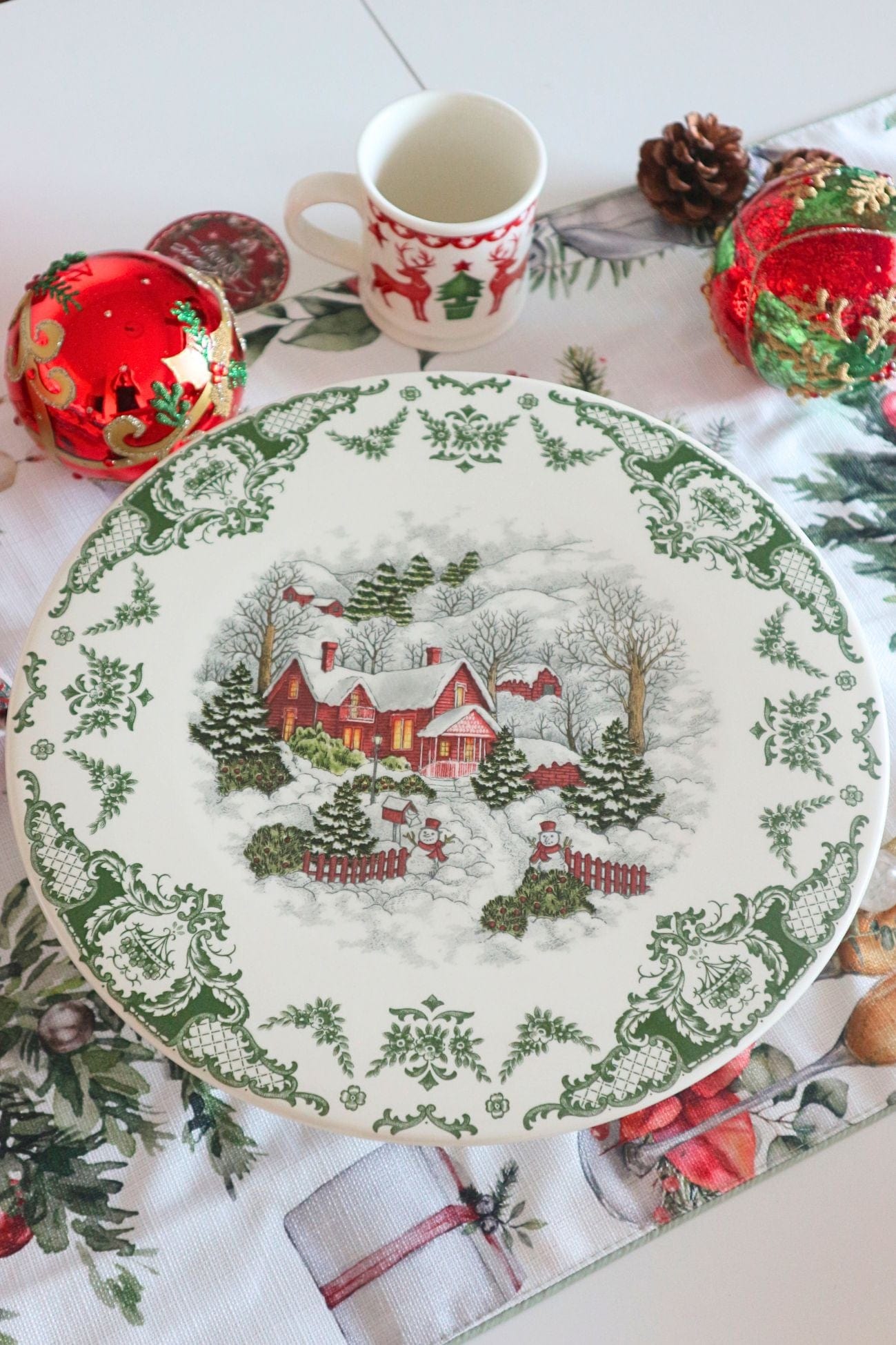 Blanc MariClo' Winter Wonderland Winter Wonderland - Alzatina natalizia per torte e dolcetti in ceramica | Blanc MariClo'