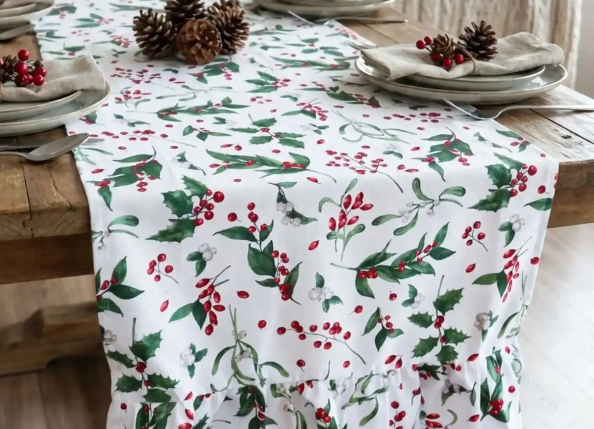 Wild Berry Table Runner