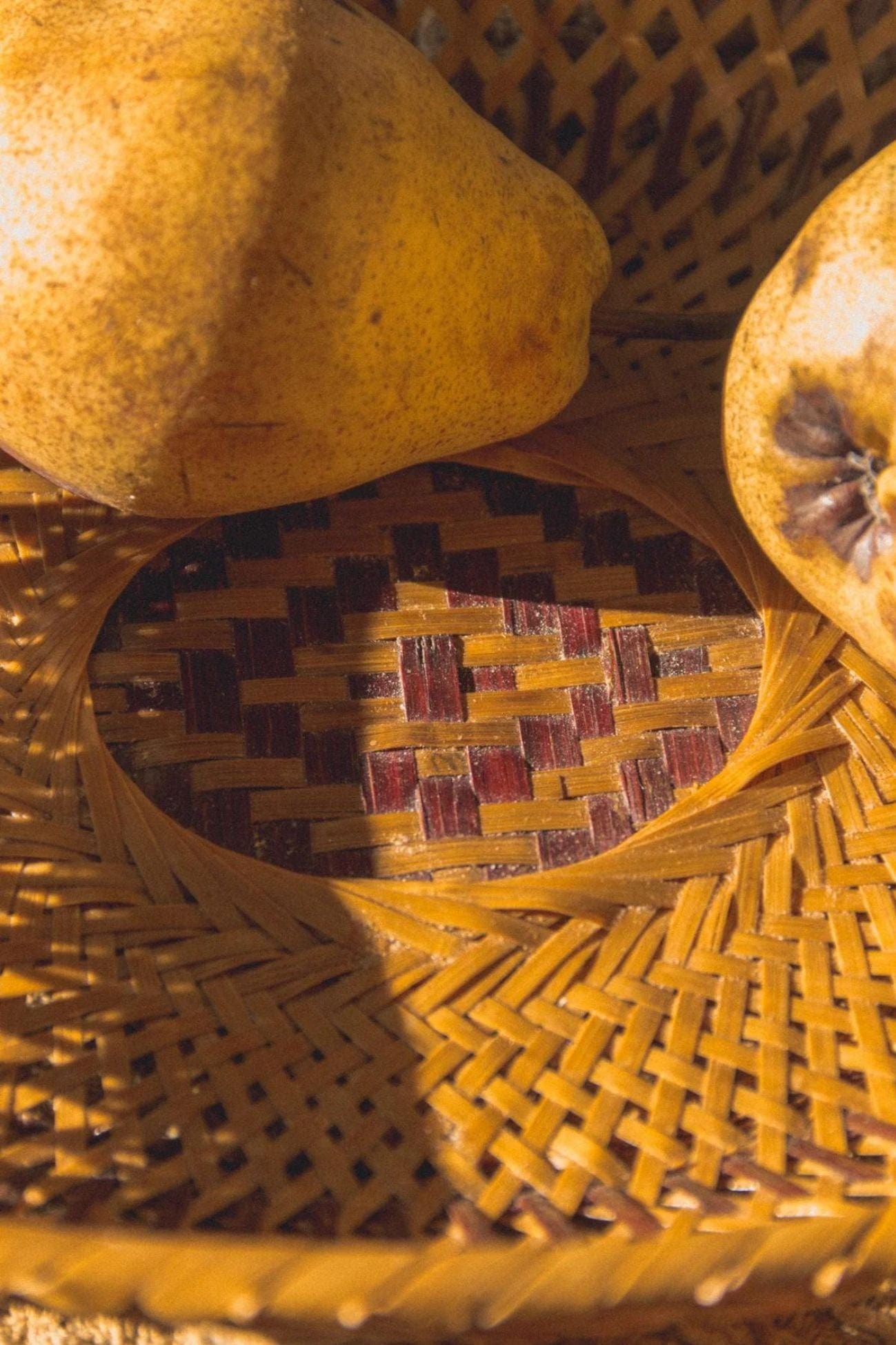 Éloge Deja Cestino in bambù naturale con fondo decorato