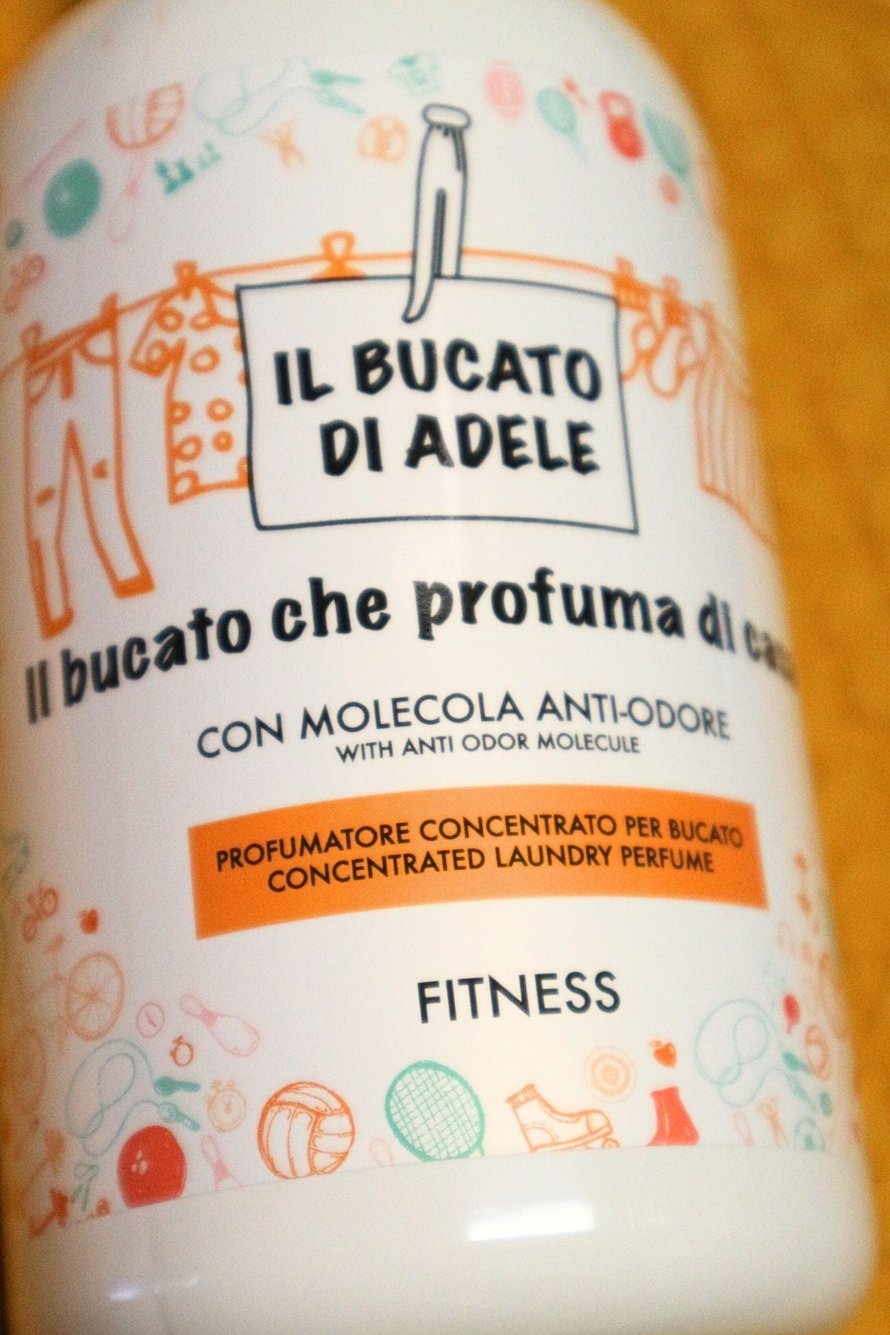 Il Bucato di Adele Fitness Fitness - Profumatore per bucato fruttato antiodore - note solari e frutti rossi | Il Bucato di Adele