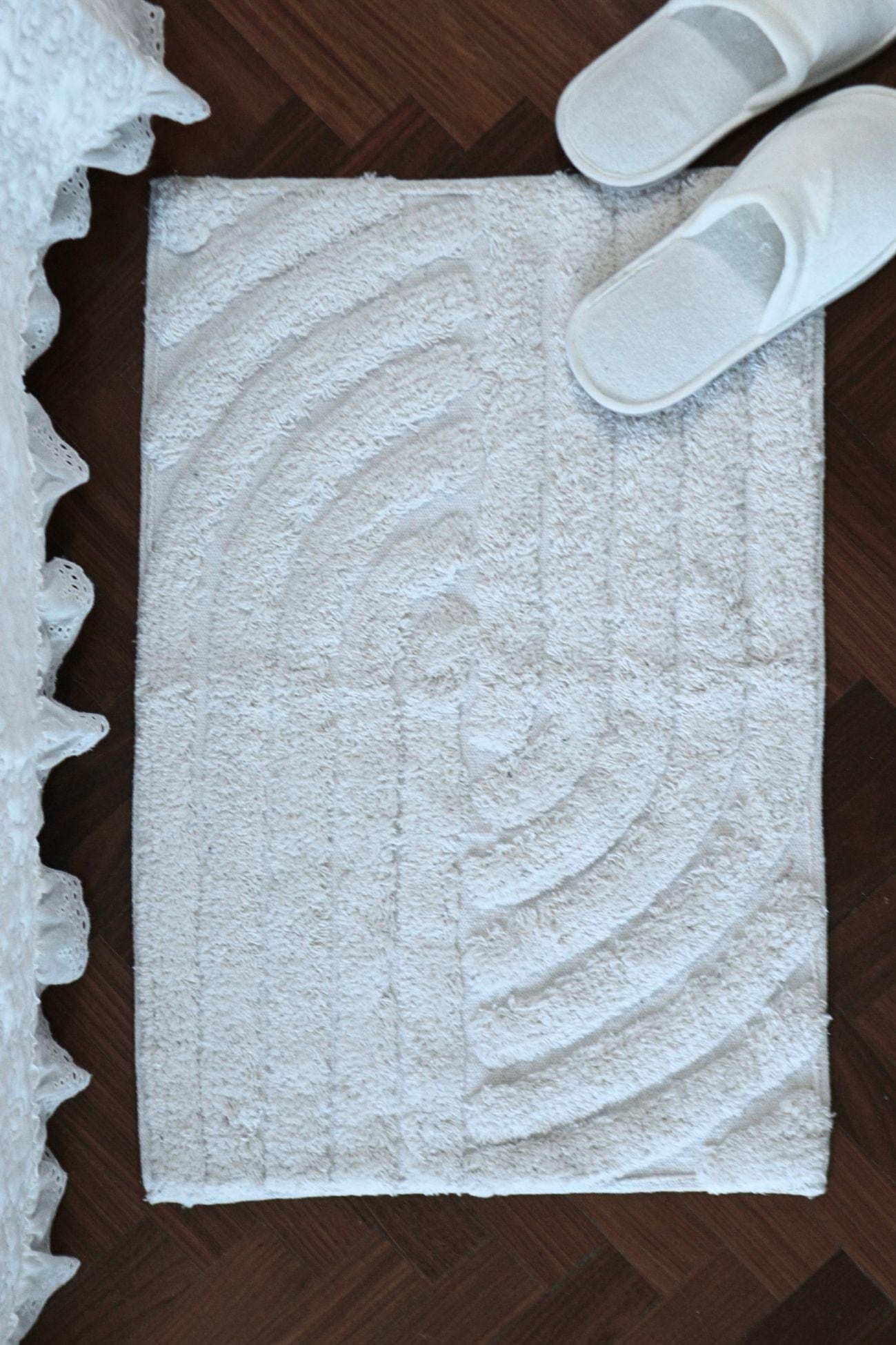 Item International Bode Bode - Tappetino in cotone bianco con motivo geometrico 60x40 | Item International