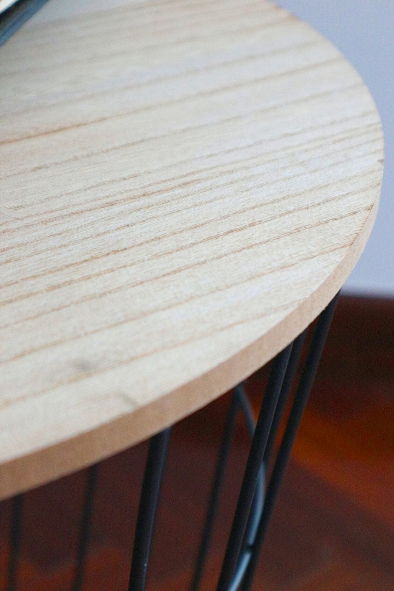 Item International Lissi Lissi - Tavolino in legno e ferro | Item International