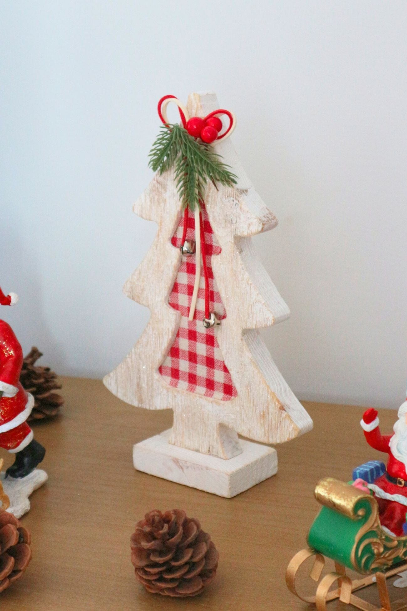 Item International Numen Numen - Albero natalizio in legno rustico bianco | Item International