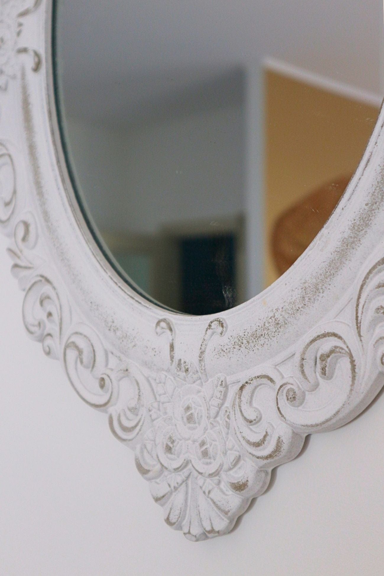 Item International Providence Providence - Specchio shabby chic in legno finto rovinato | Item International