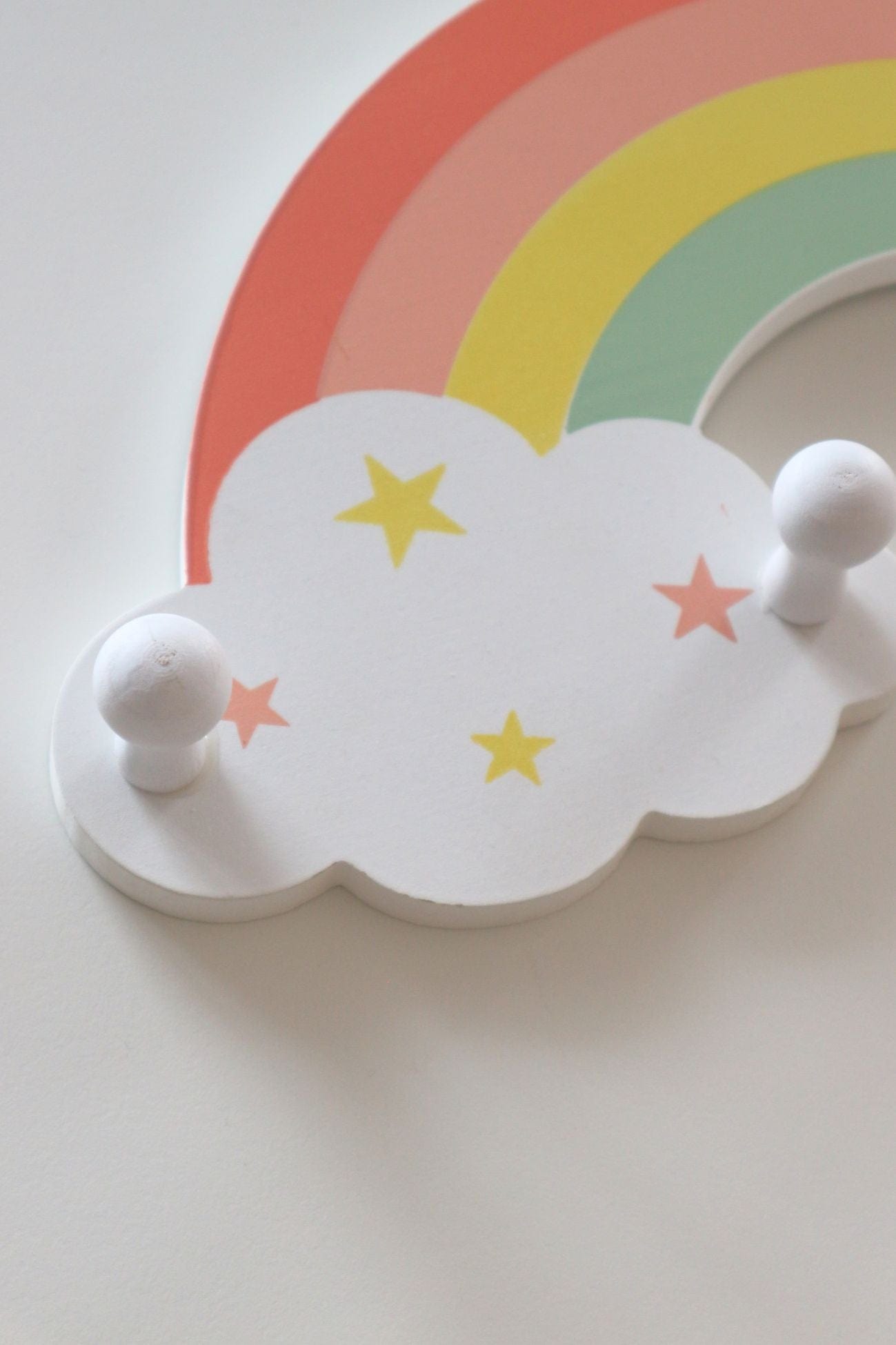 Item International Rainbow Rainbow - Appendiabiti in legno con fantasia arcobaleno | Item International