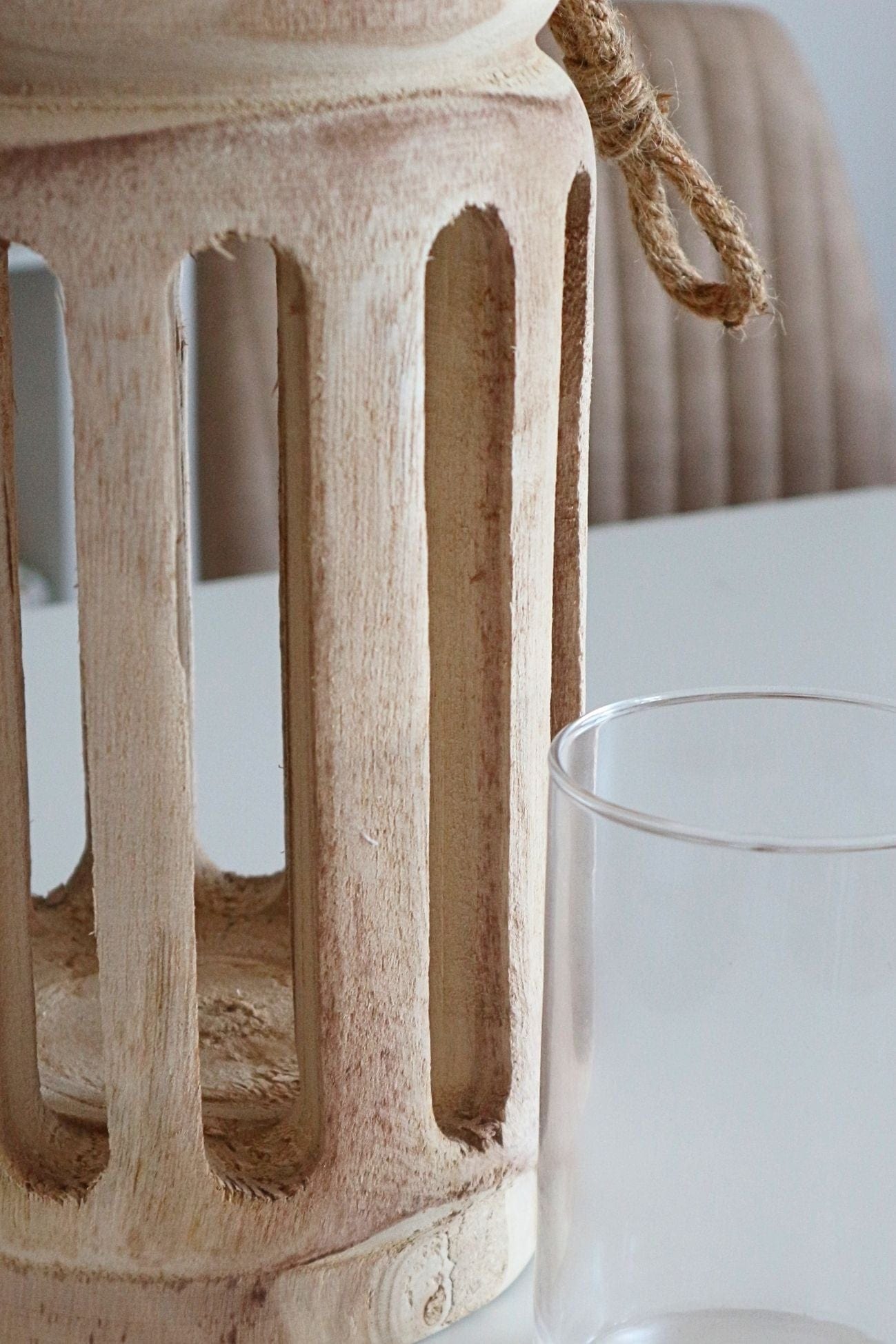 Item International Zaria Zaria - Lanterna in legno di paulownia con interno in vetro | Item International