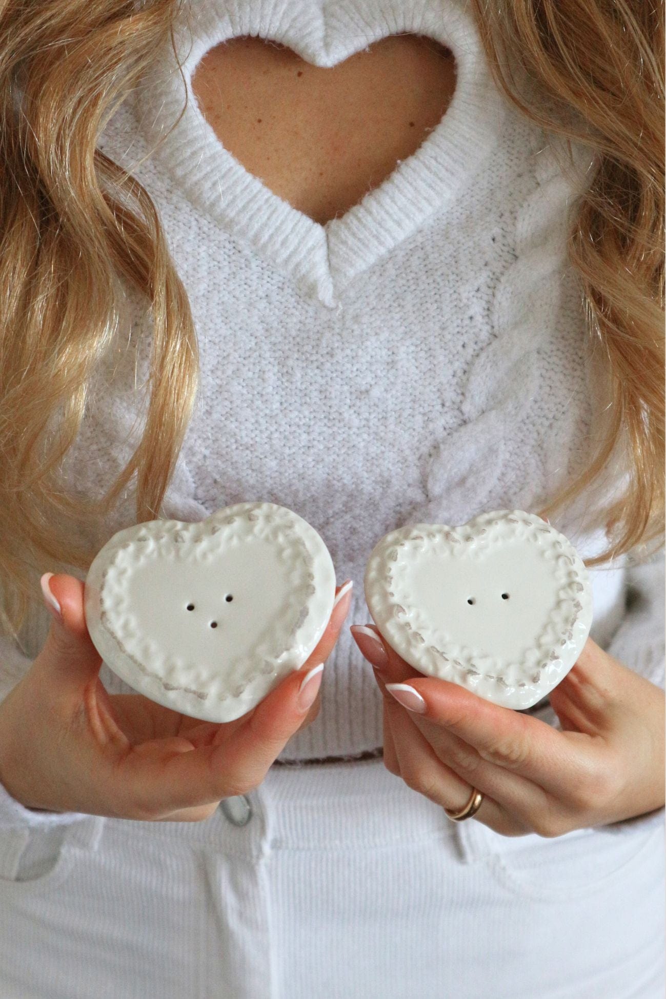 Luxe Lodge Becky Becky - Saliera & Pepiera a forma di cuore in ceramica bianca | Luxe Lodge