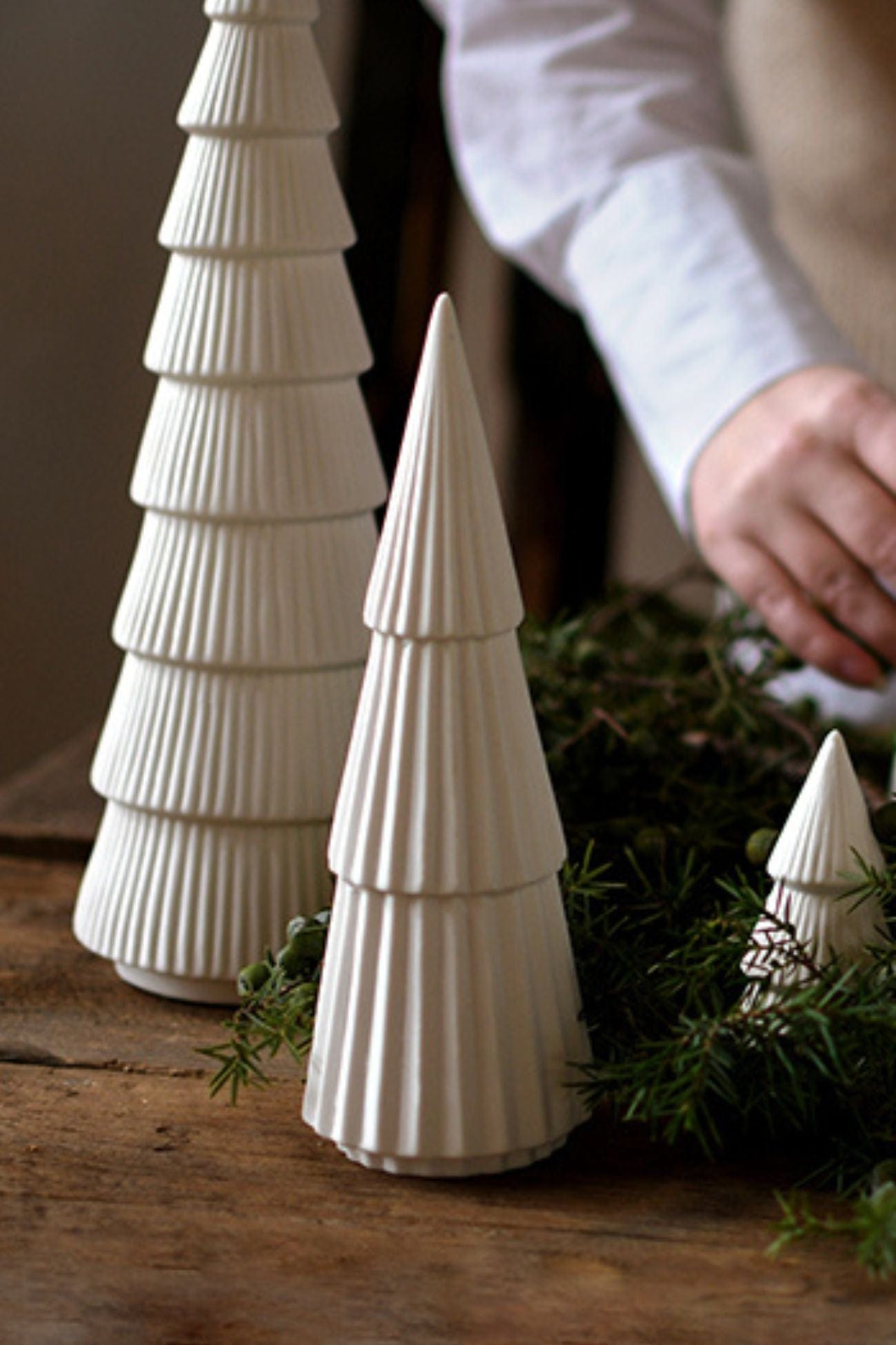 Storefactory Scandinavia Grandalen Grandalen - Albero di Natale in ceramica opaca bianca | Storefactory Scandinavia