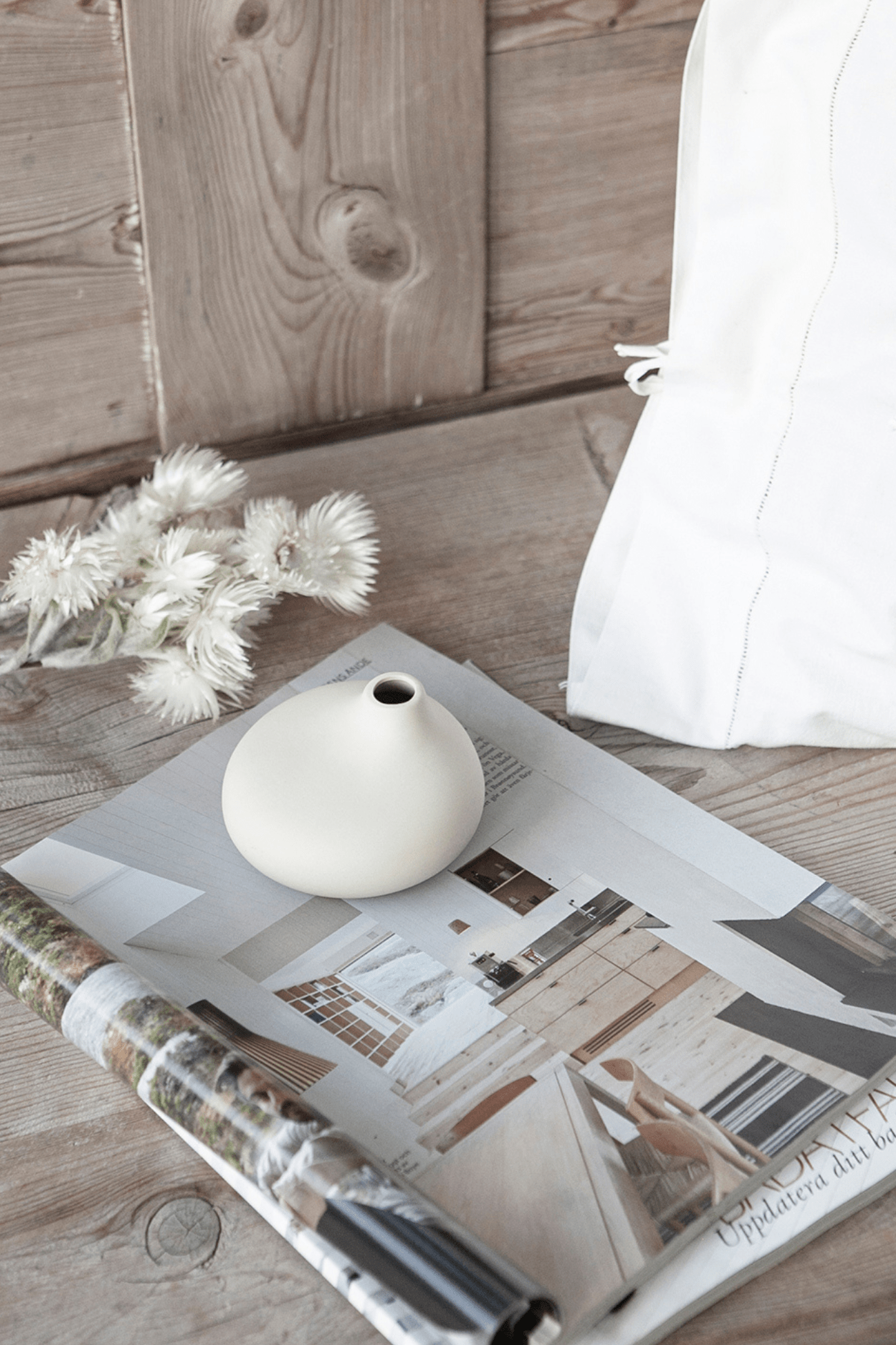Storefactory Scandinavia Kalla Vaso di design piccolo in ceramica beige